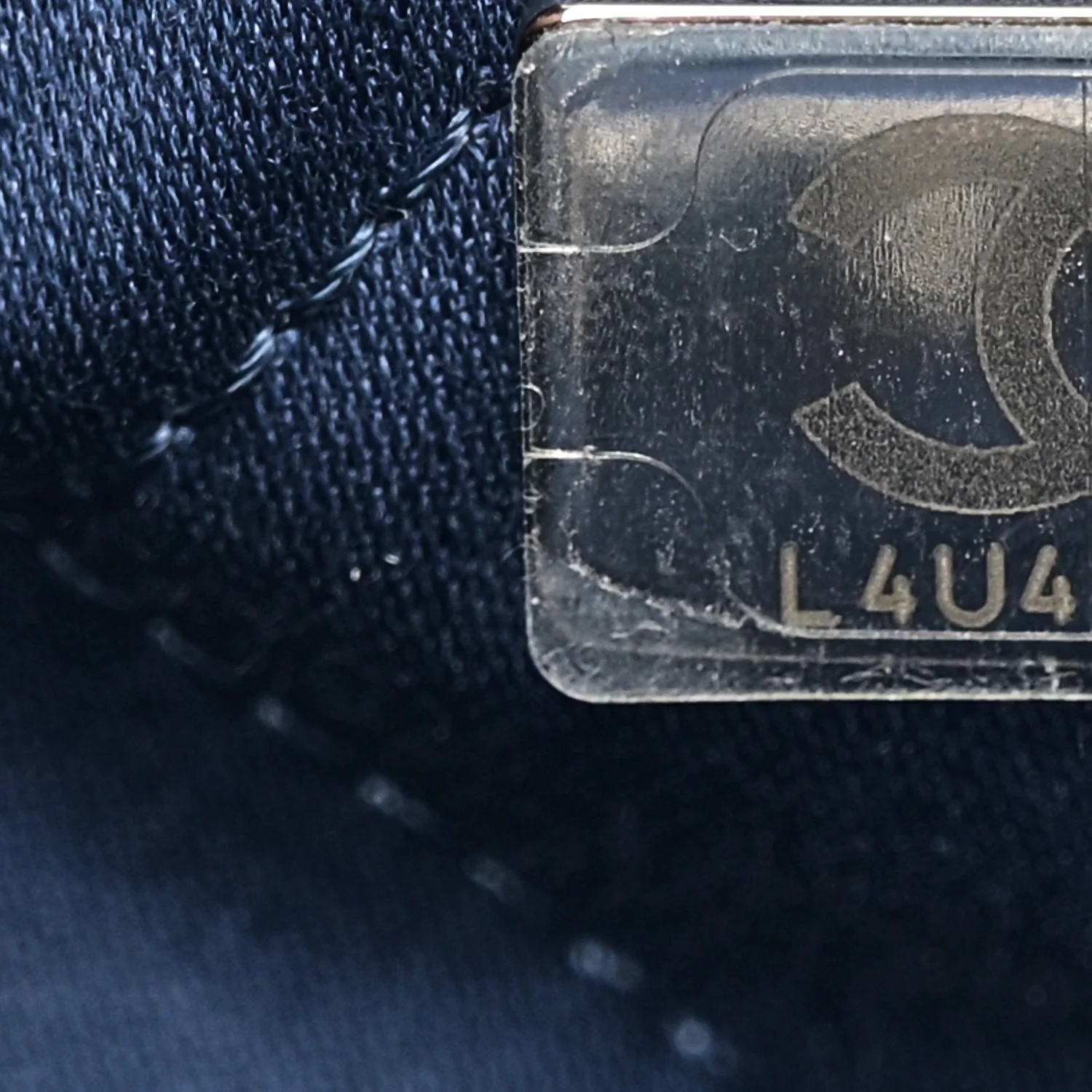 Washed Denim Logo Embroidered Mini Chanel 22 Blue