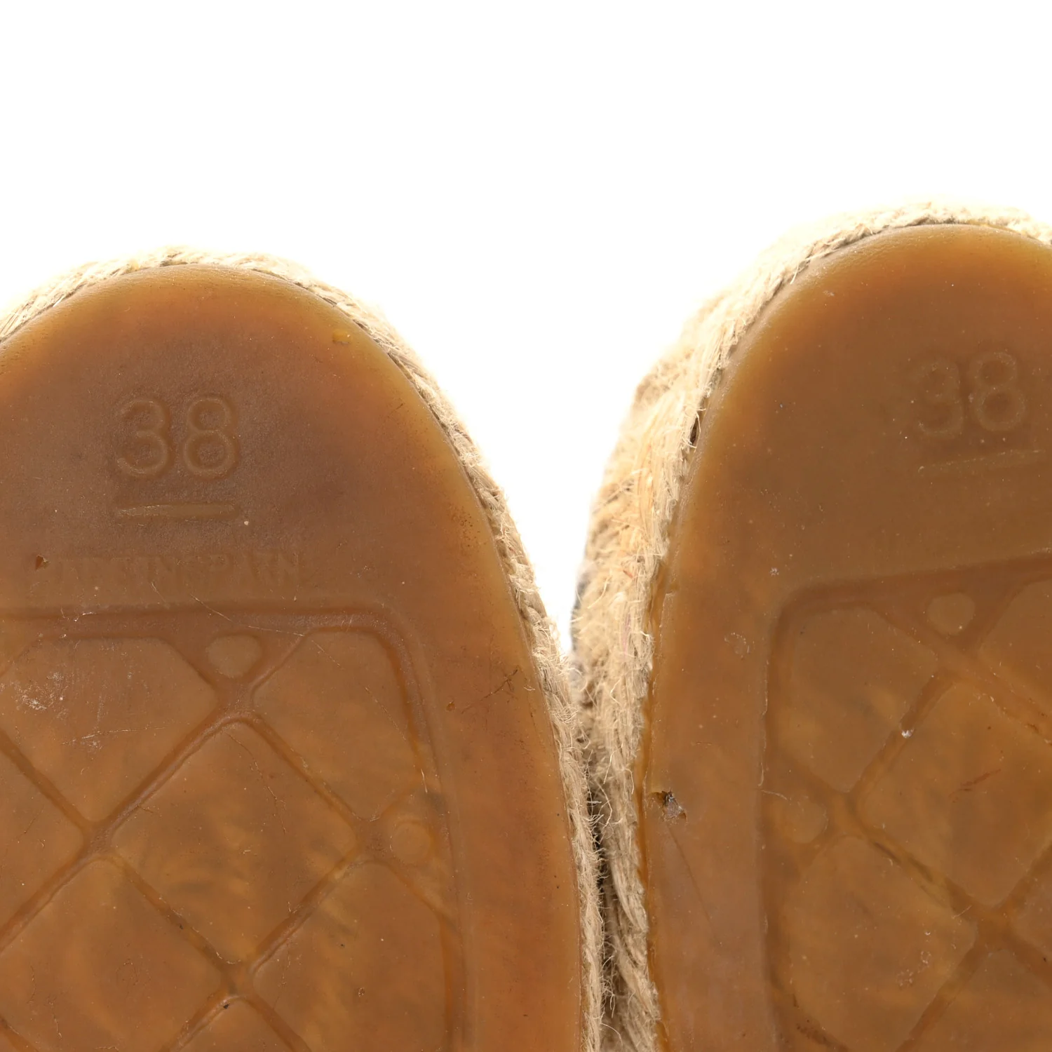 Lambskin CC Espadrilles 38 White Black