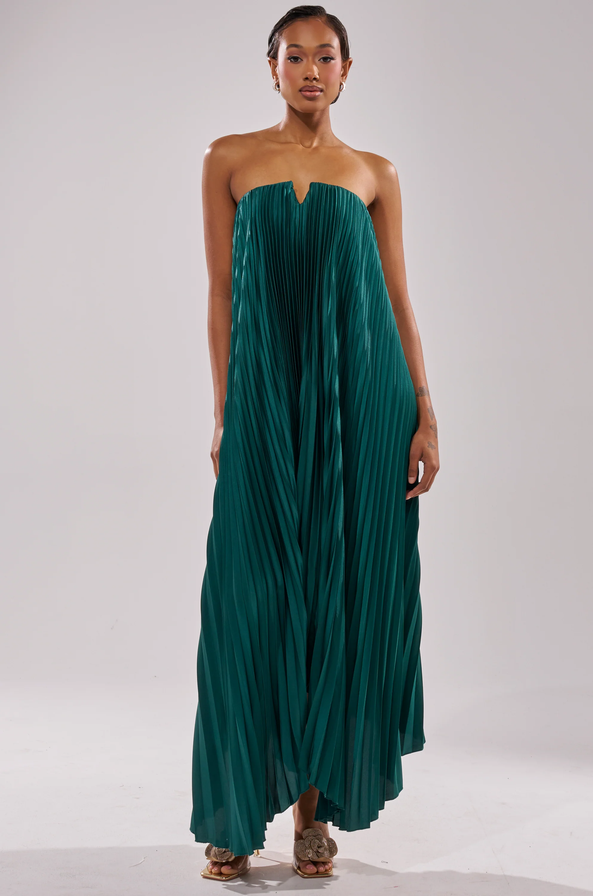 EMERALD DREAM SLEEVELESS MAXI DRESS - Akira Store