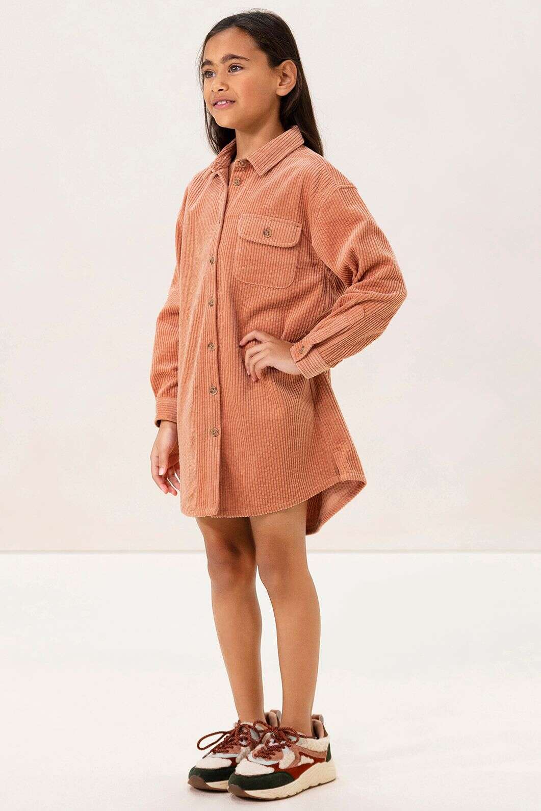 Lichtoranje ribcord jurk