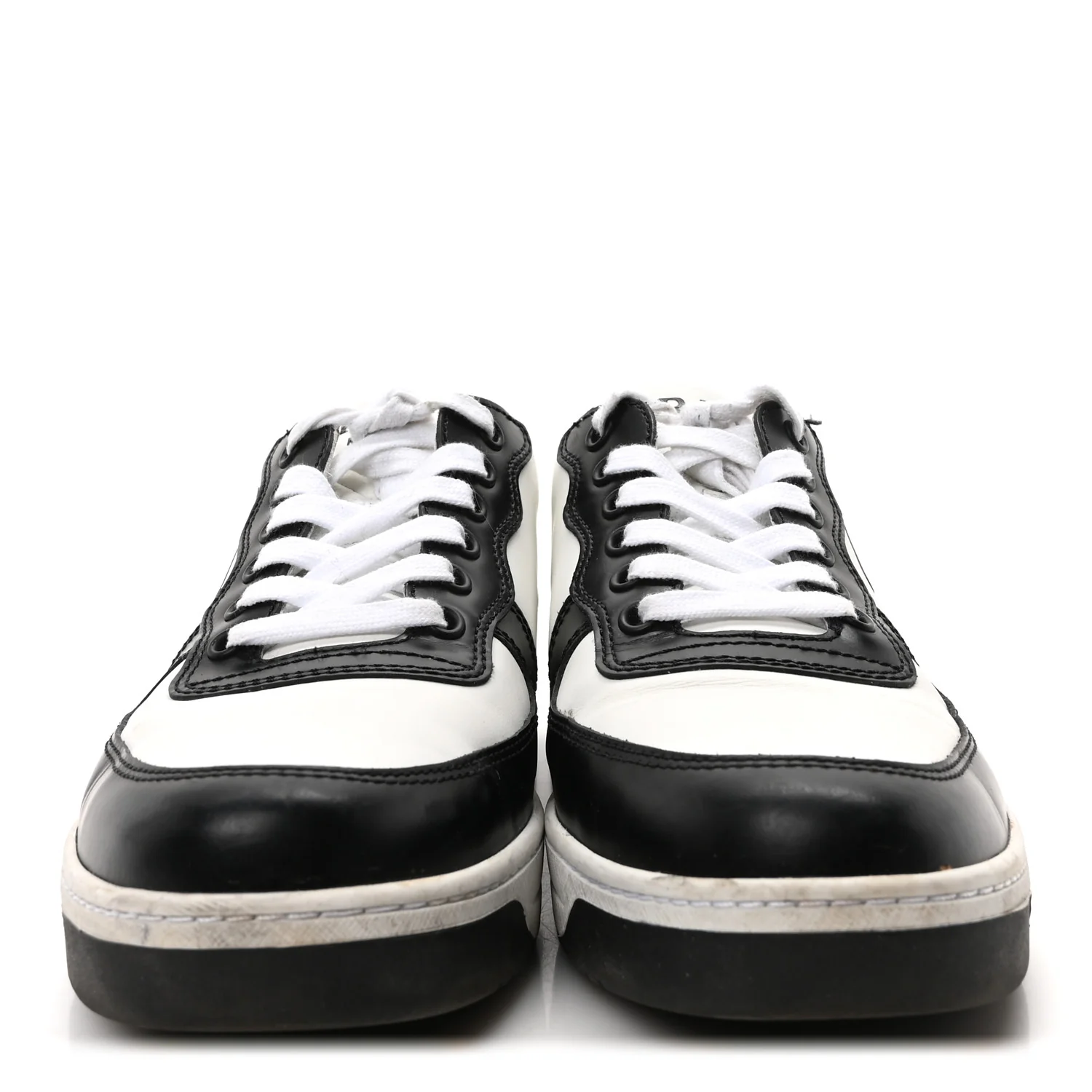 Spazzolato Rois Vitello Soft Triangle Logo Womens Low Top Sneakers 39 White Black