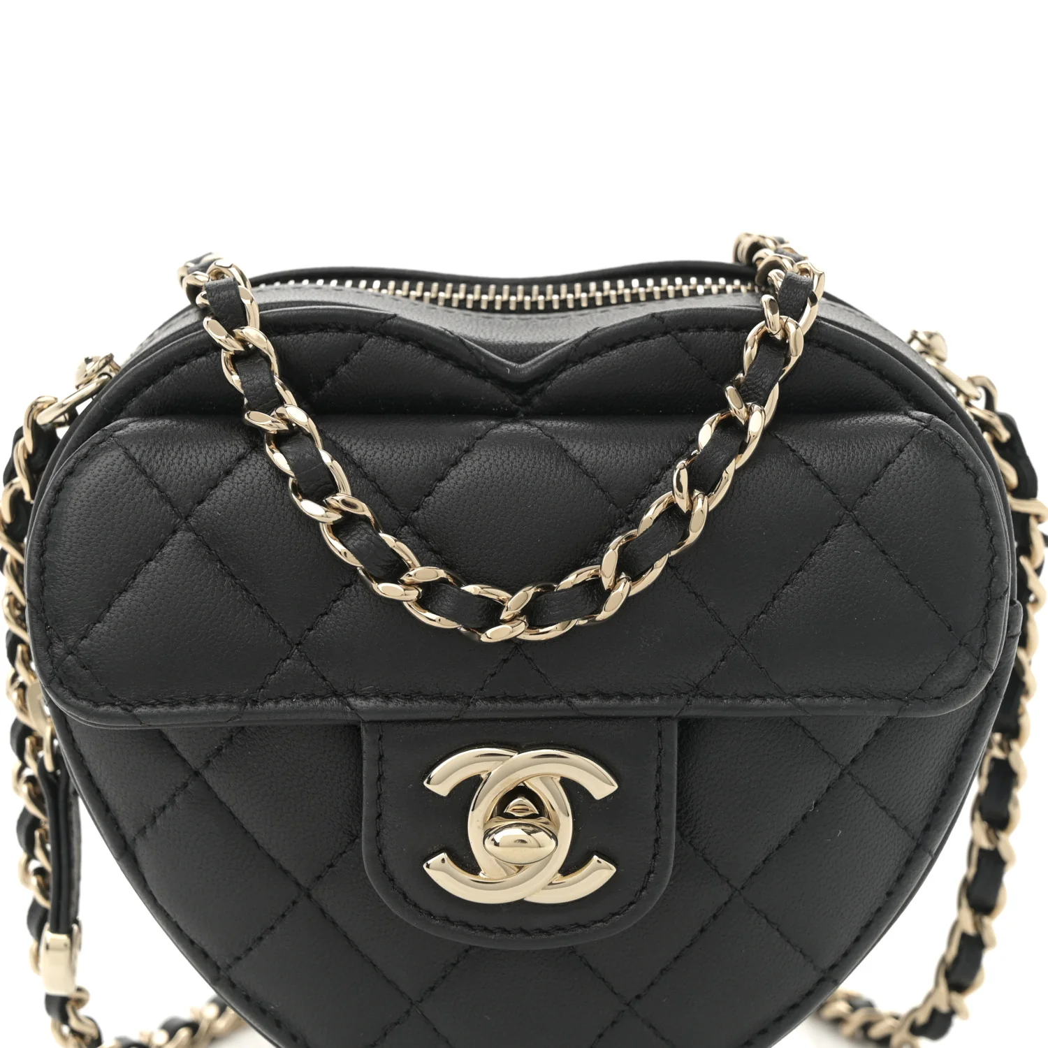 Lambskin Quilted CC In Love Heart Clutch With Chain  Black