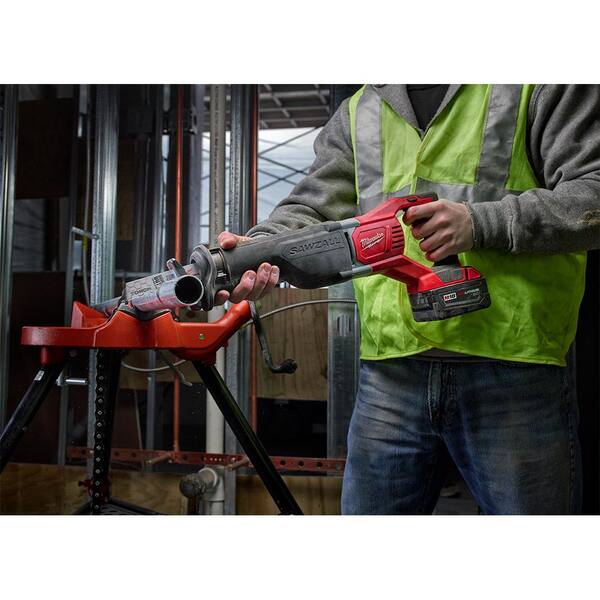 M18 18V Lithium Ion Cordless SAWZALL Reciprocating Saw with Two 3 0Ah Batteries Image 7