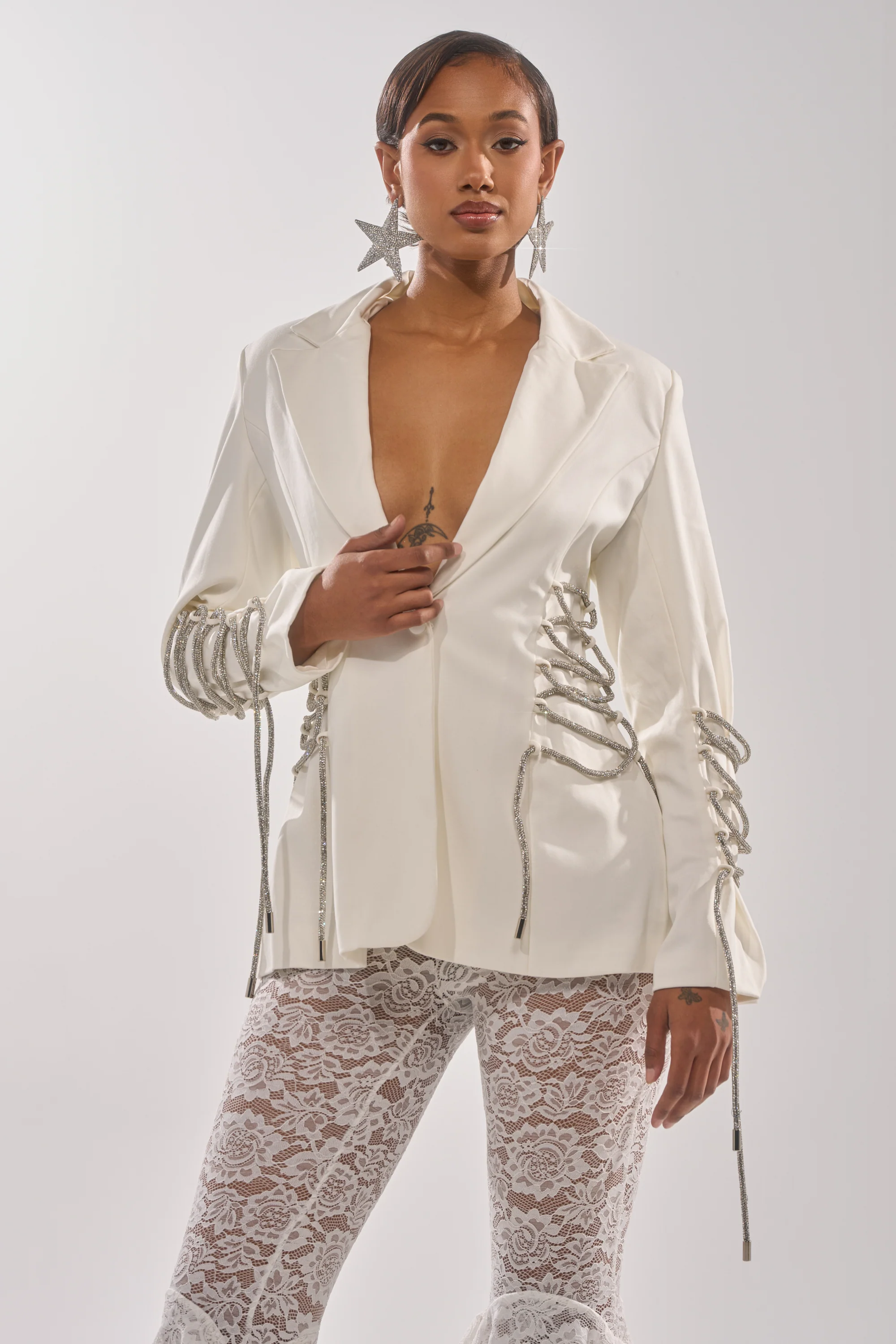 PRETTY PLEASE LACE UP BLAZER - Akira Store