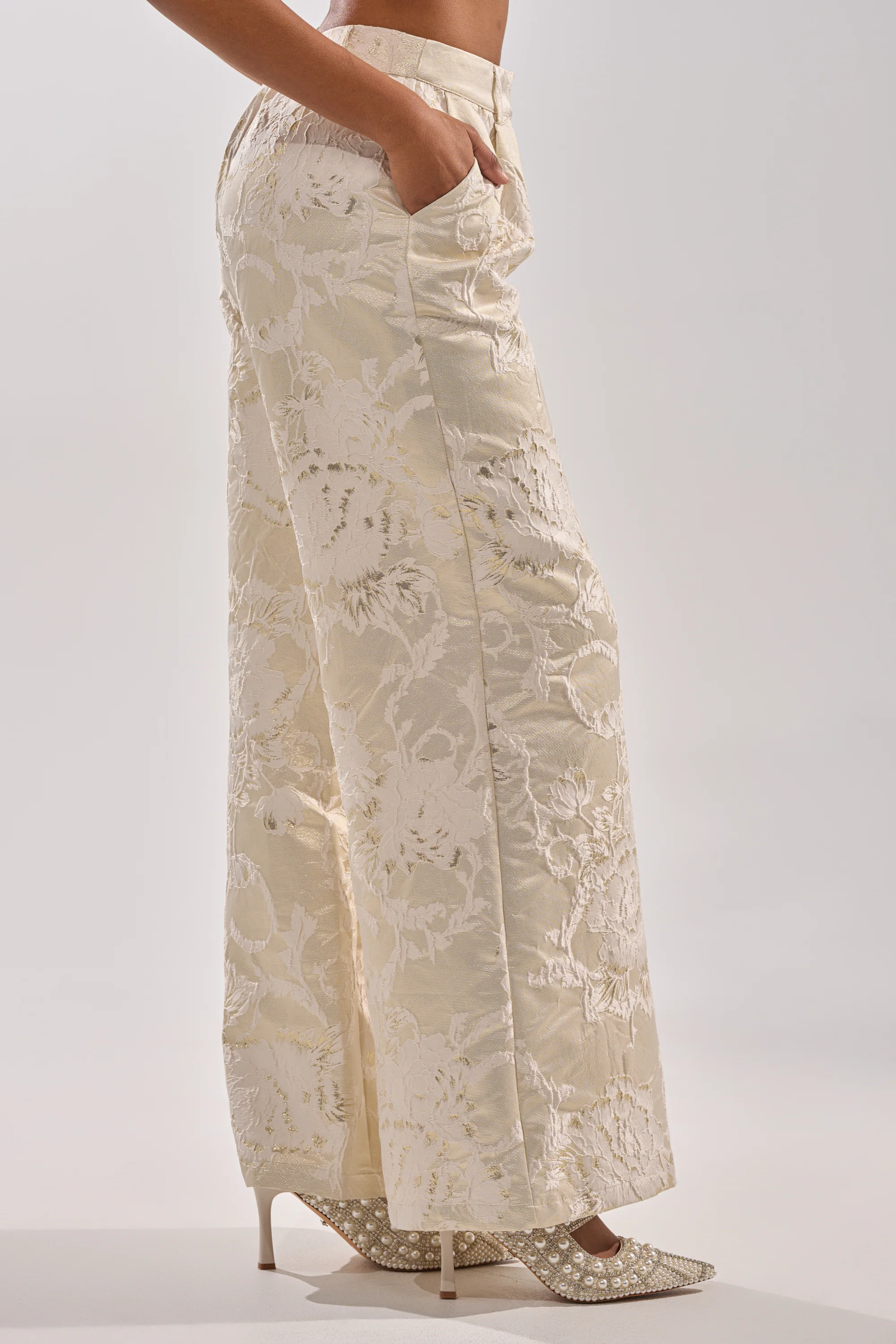 DRESSED TO IMPRESS TROUSER - Akira Store