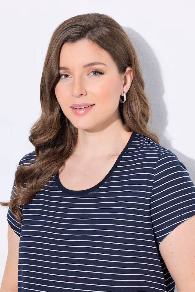 Bellieva 2-pack half-sleeve gathered side T-shirts