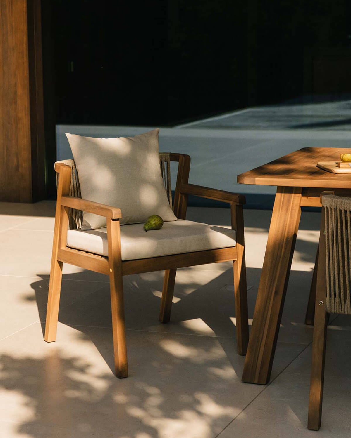 Cael - Silla de Exterior de Madera de Acacia Cael