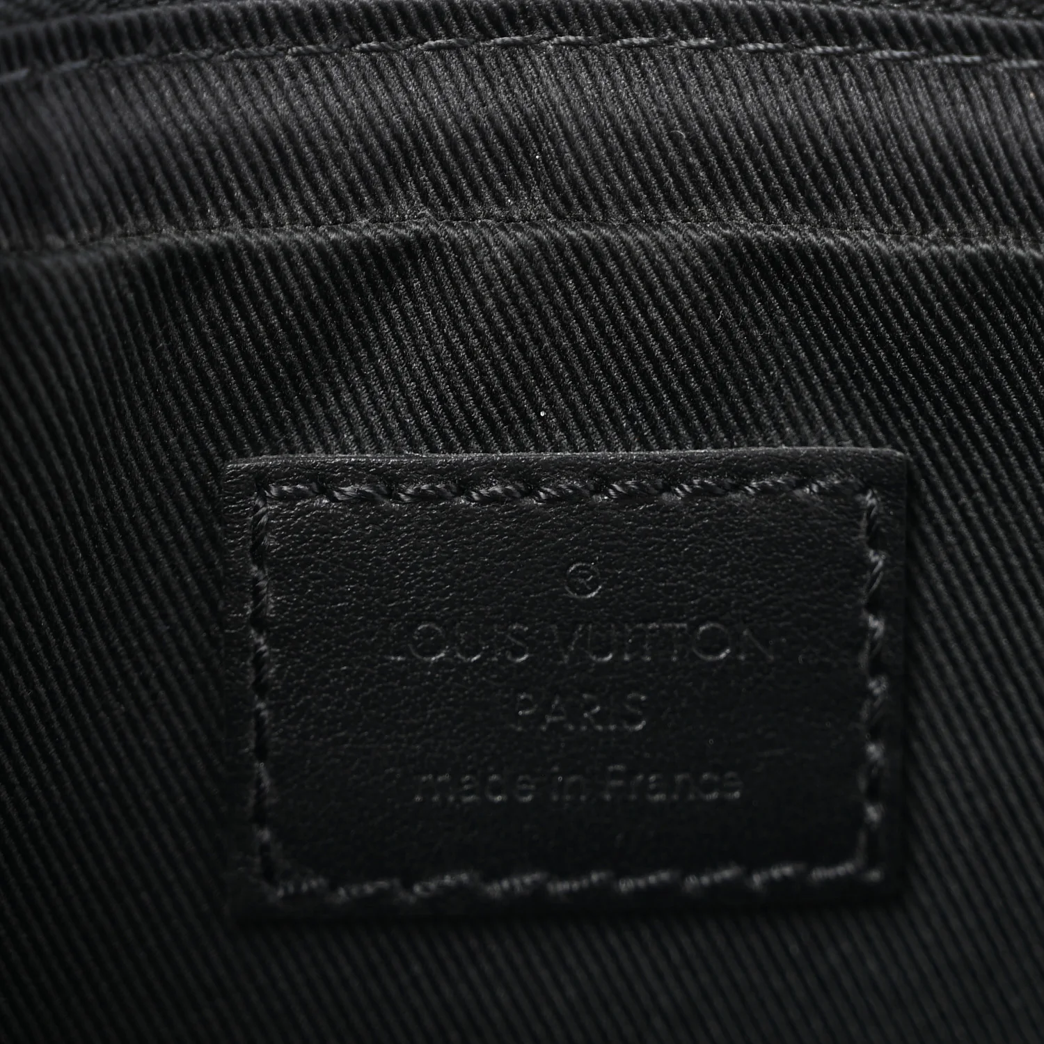 Reverse Monogram Eclipse Trio Messenger