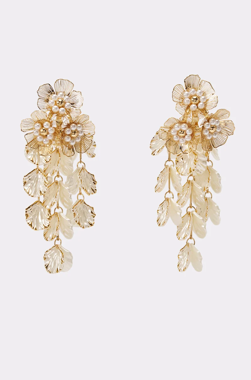 FLORAL PEARL STATEMENT EARRINGS - Akira Store