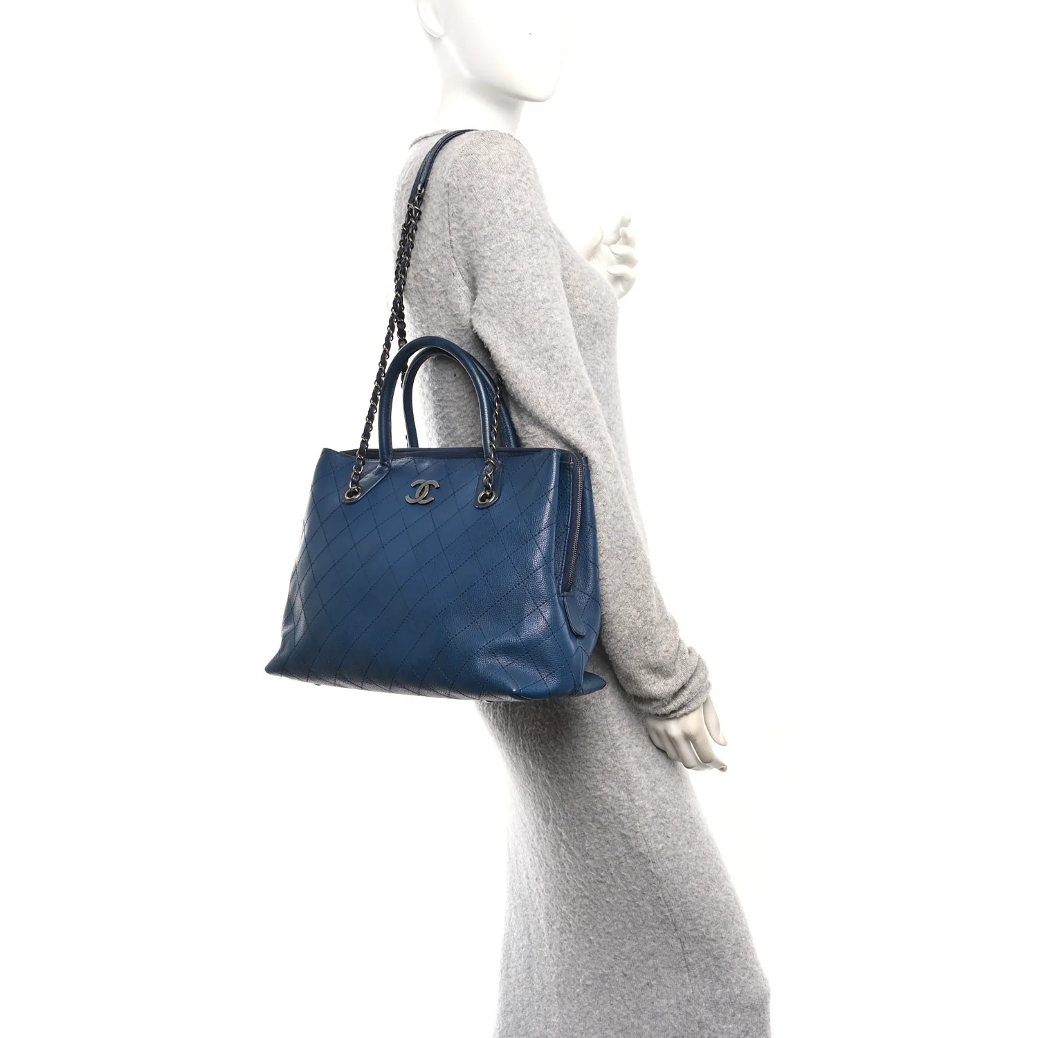 Grained Vegetal Calfskin Urban Shopping Tote Blue