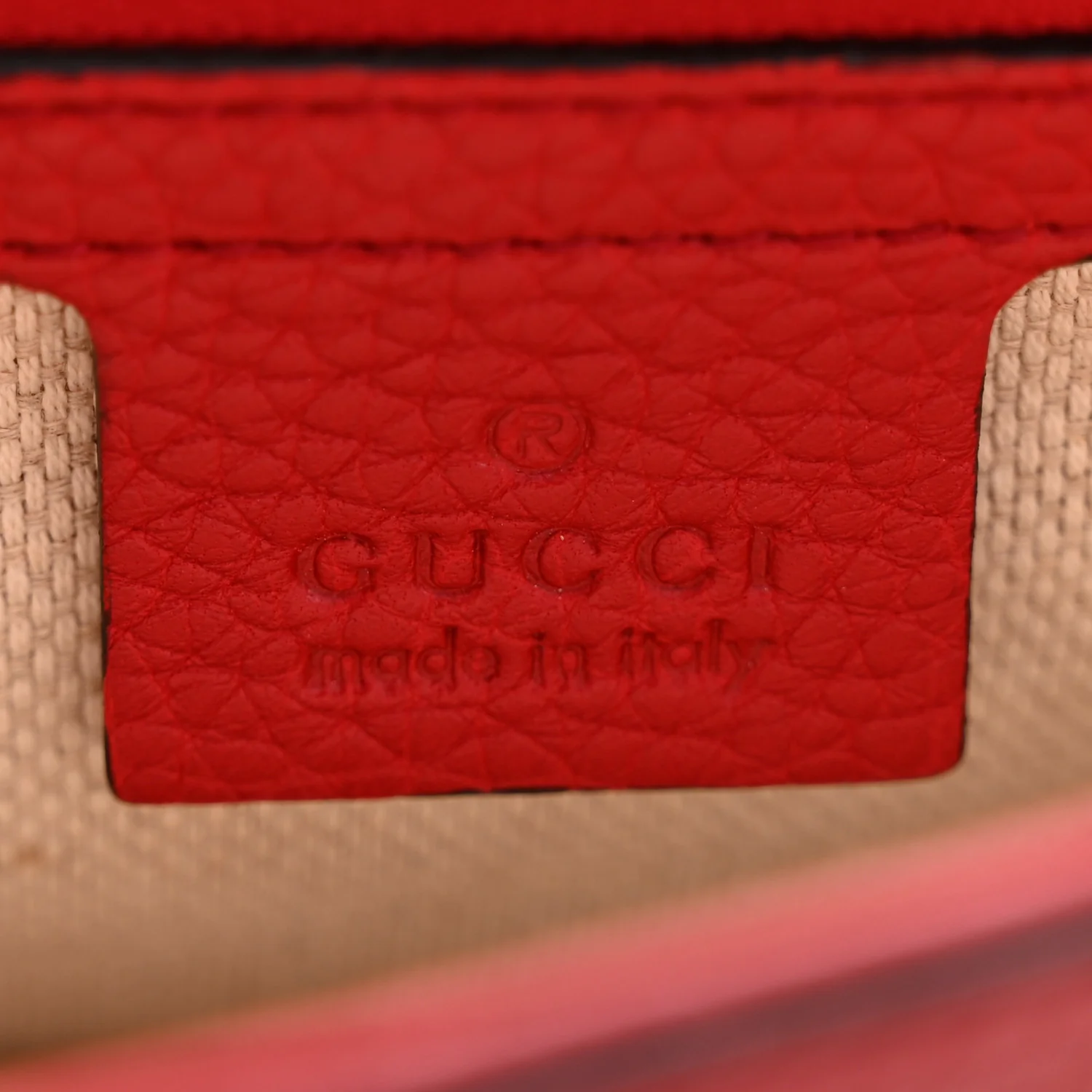 Pebbled Calfskin Medium Soho Flap Crossbody Tabasco Red