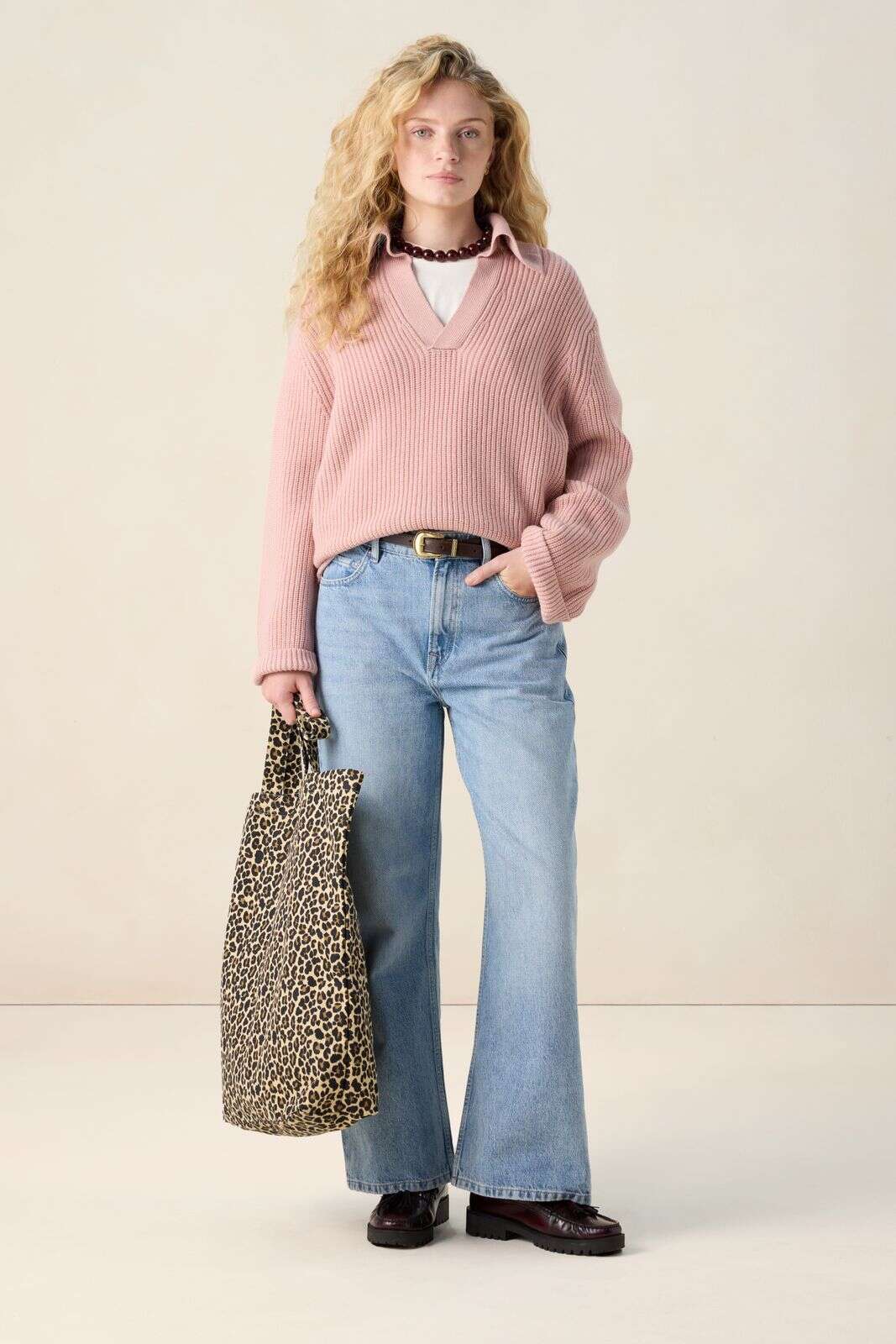 Roze trui met V-hals