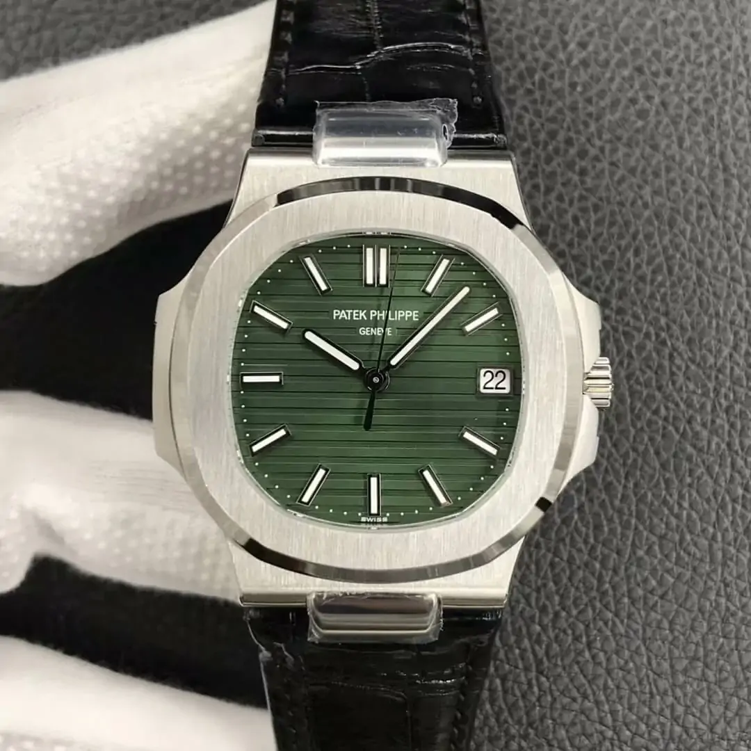 Patek Philippe Nautilus 5711 / 1A-014 3K Factory Black Strap