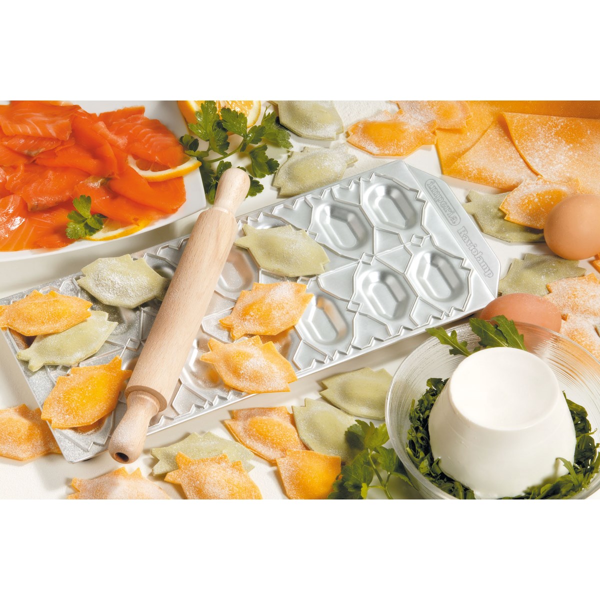 Raviolimaker sett m/3 former fisk/stjerne/hjerte