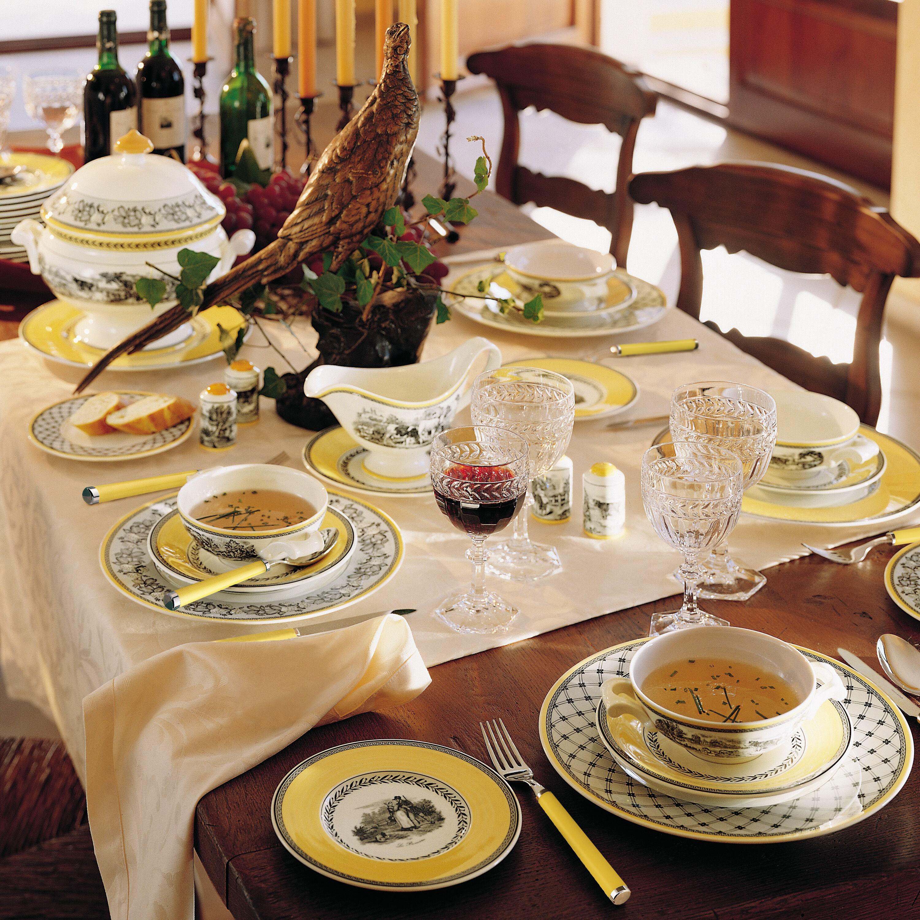 Audun Appetizer/ Bread Plate - Multi-colored, 7.1'', Premium Porcelain