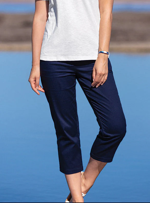 Pantacourt chino femme en coton bleu marine