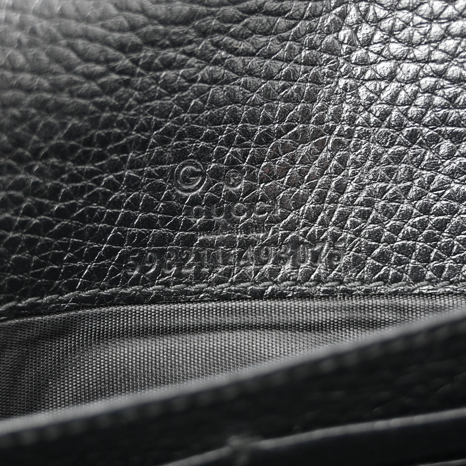 Pebbled Calfskin Soho Wallet On Chain Black