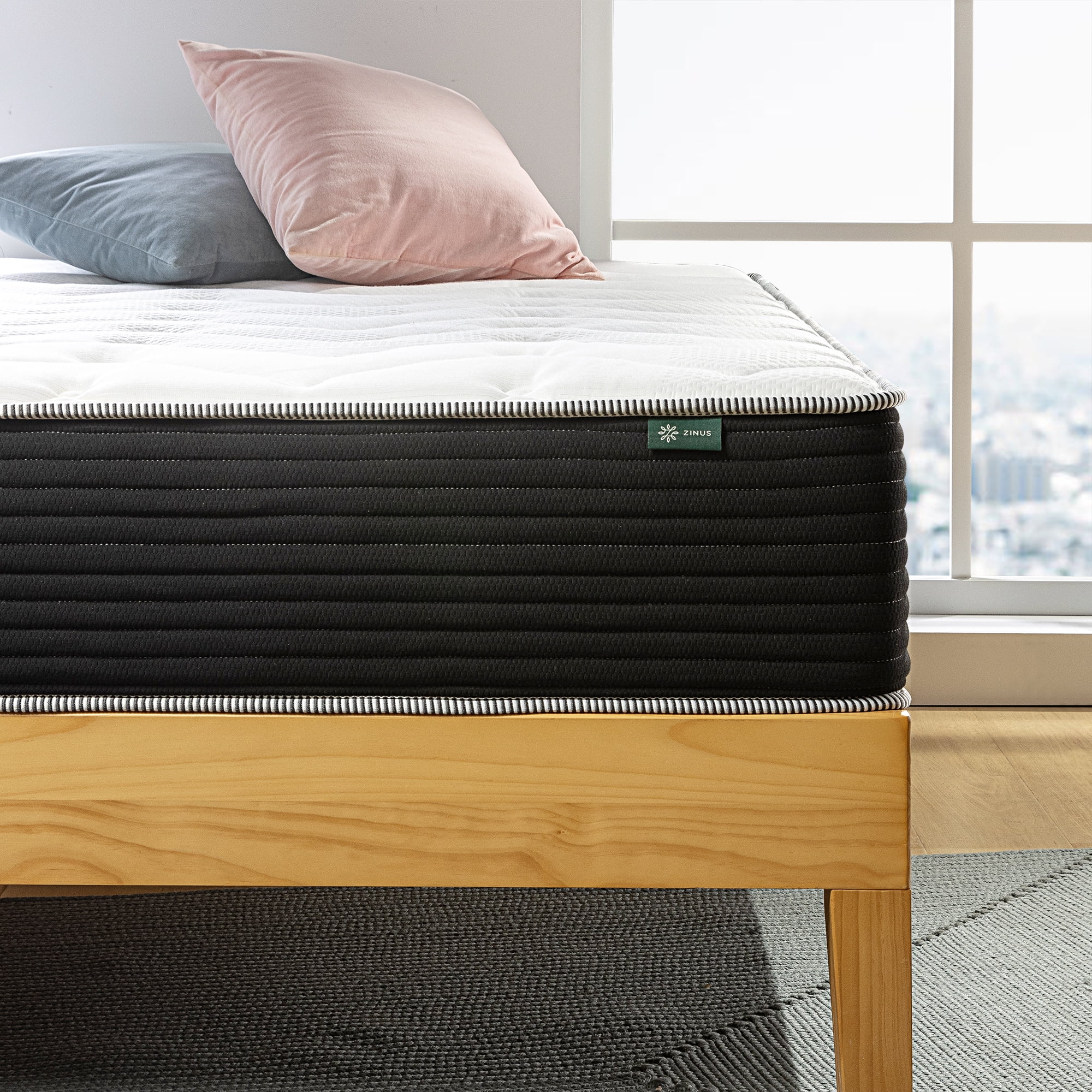 Sensations by Zinus 10�� Classic Pocket Spring Hybrid Mattress, Full