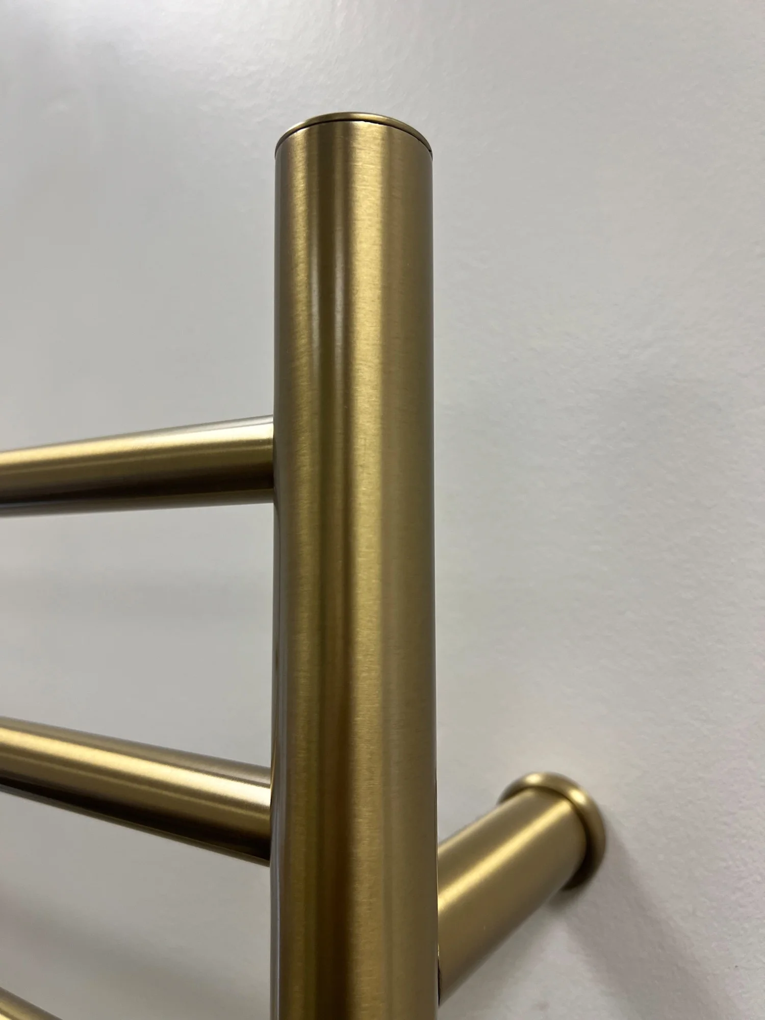 Amba Products 33.5" Gold Hardwired Straight 10 Polished Bar Towel Warmer