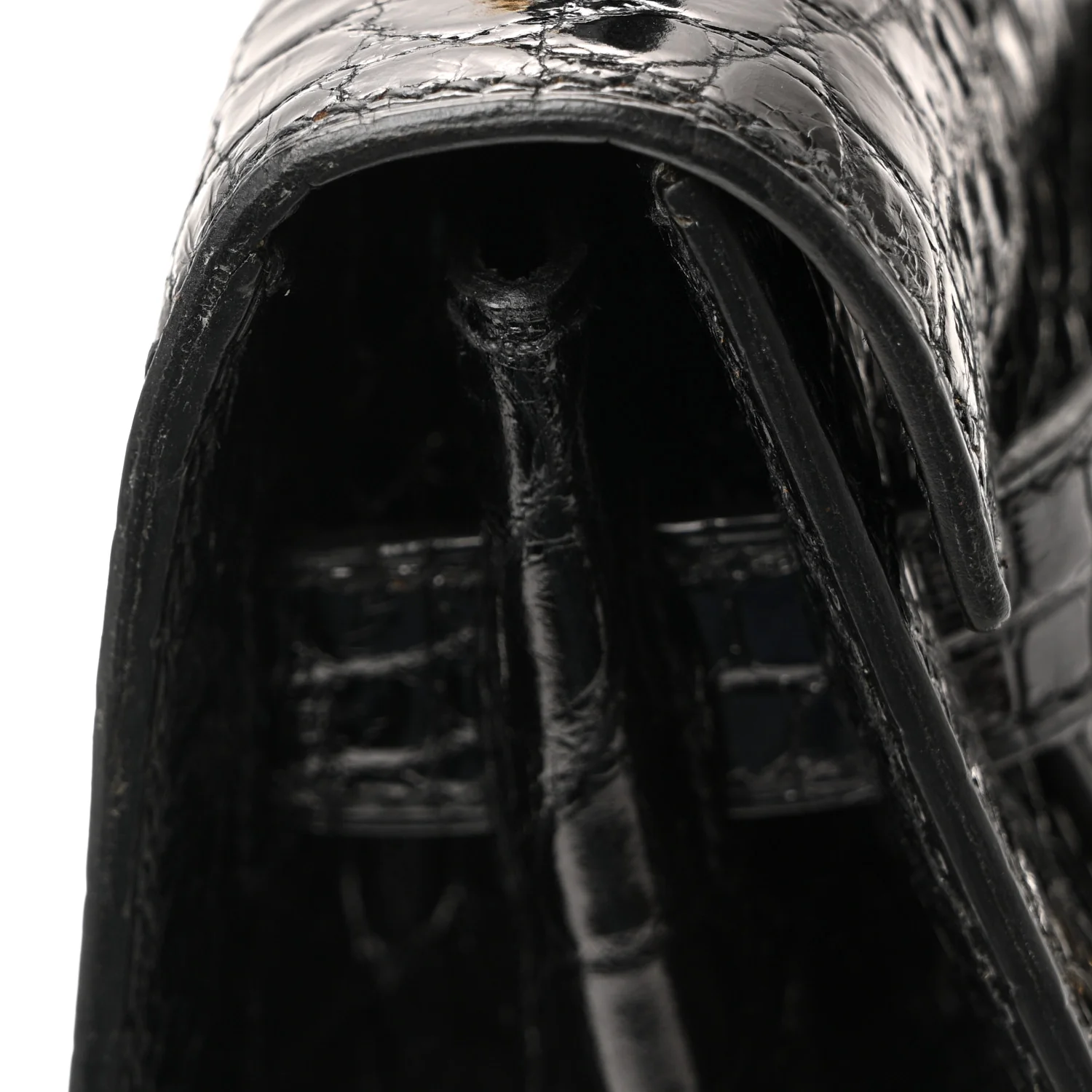 Shiny Alligator Kelly Sellier 32 Black