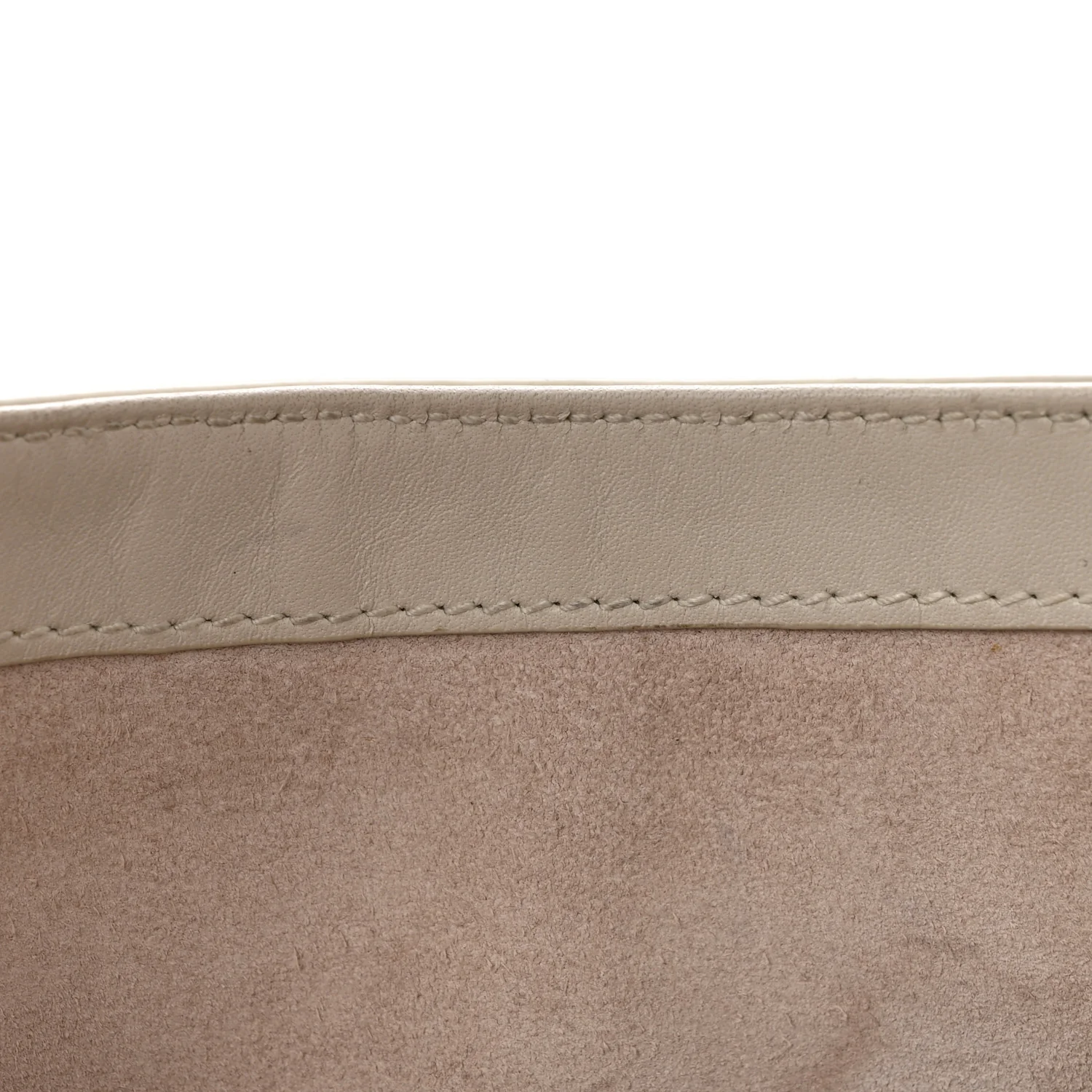 Smooth Calfskin Le 5 A 7 Hobo Crema Soft