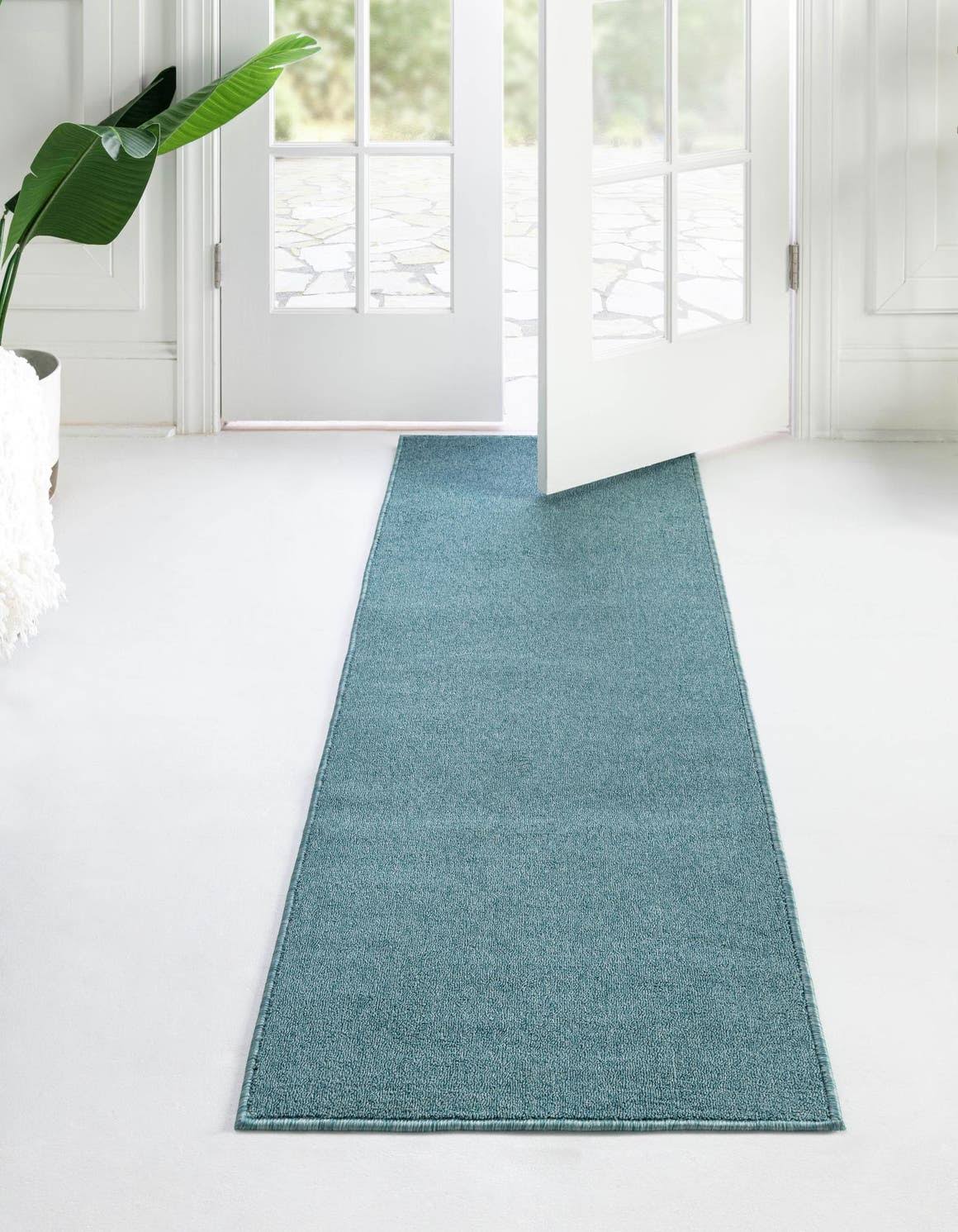Unique Loom Everyday Solid 6 ft Runner Aquamarine Blue Blue Area Rug
