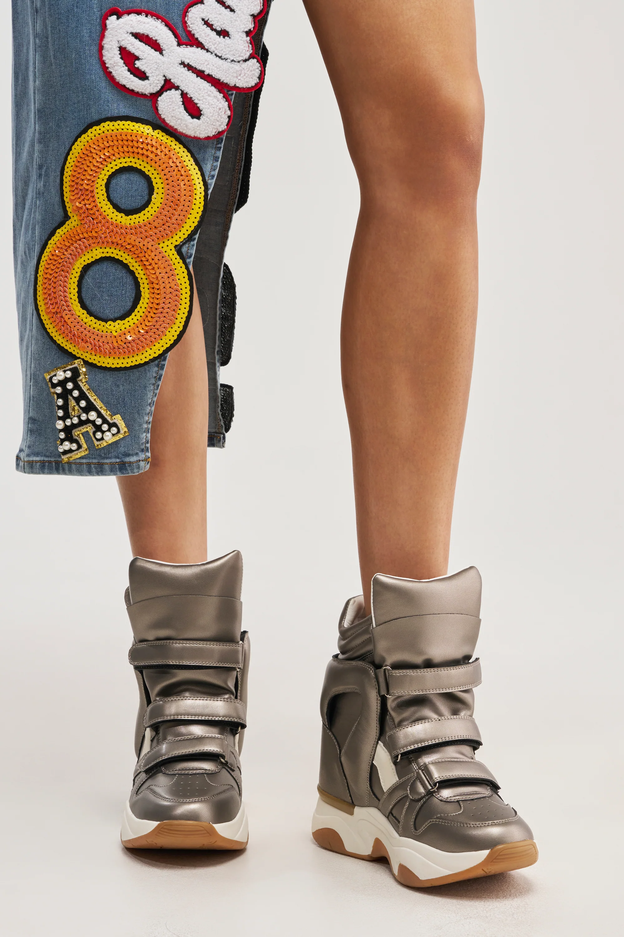 AZALEA WANG MARANTO PEWTER WEDGE SNEAKER - Akira Store