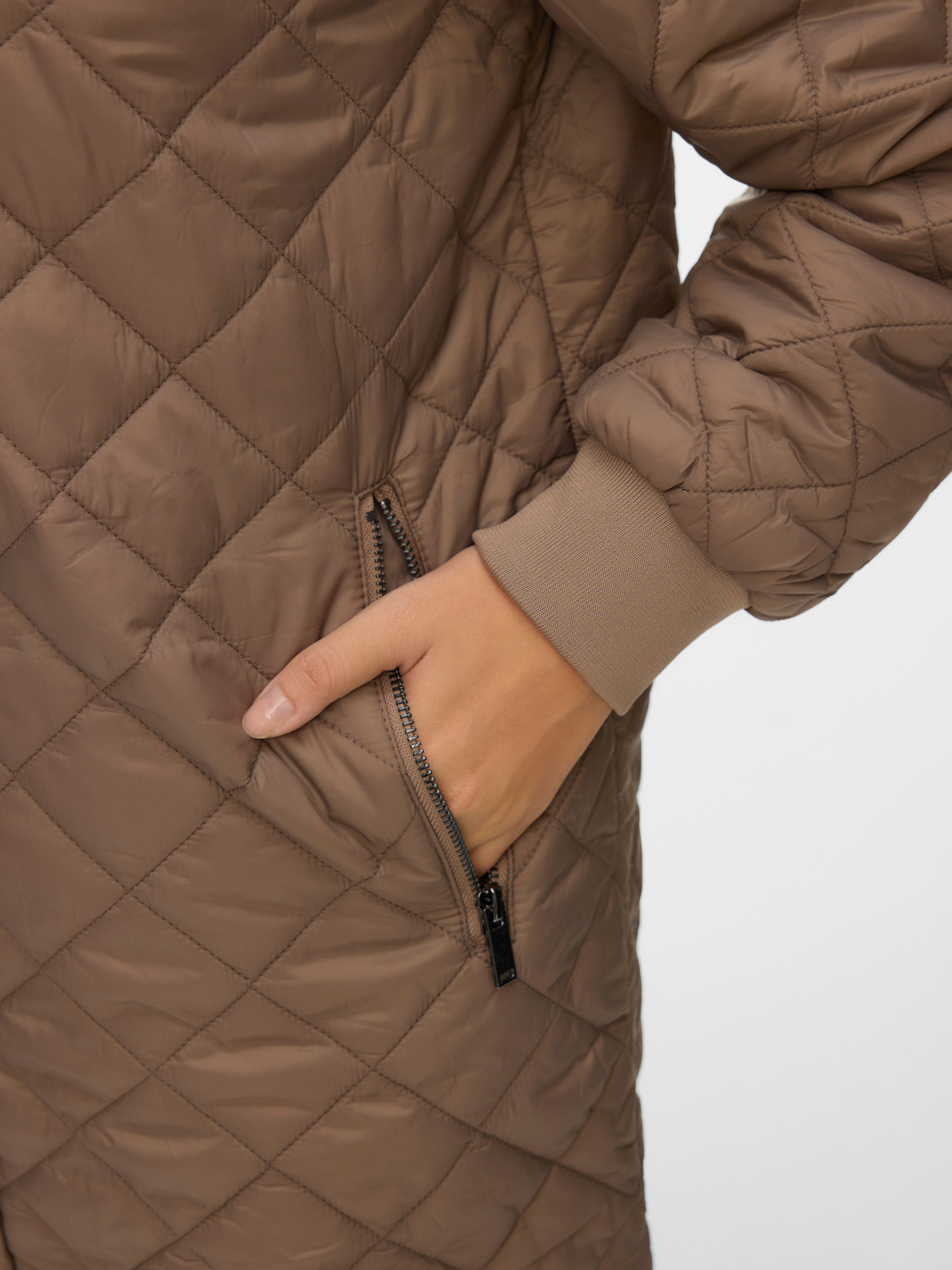 VERO MODA® VMHAYLE Quilted Jacket