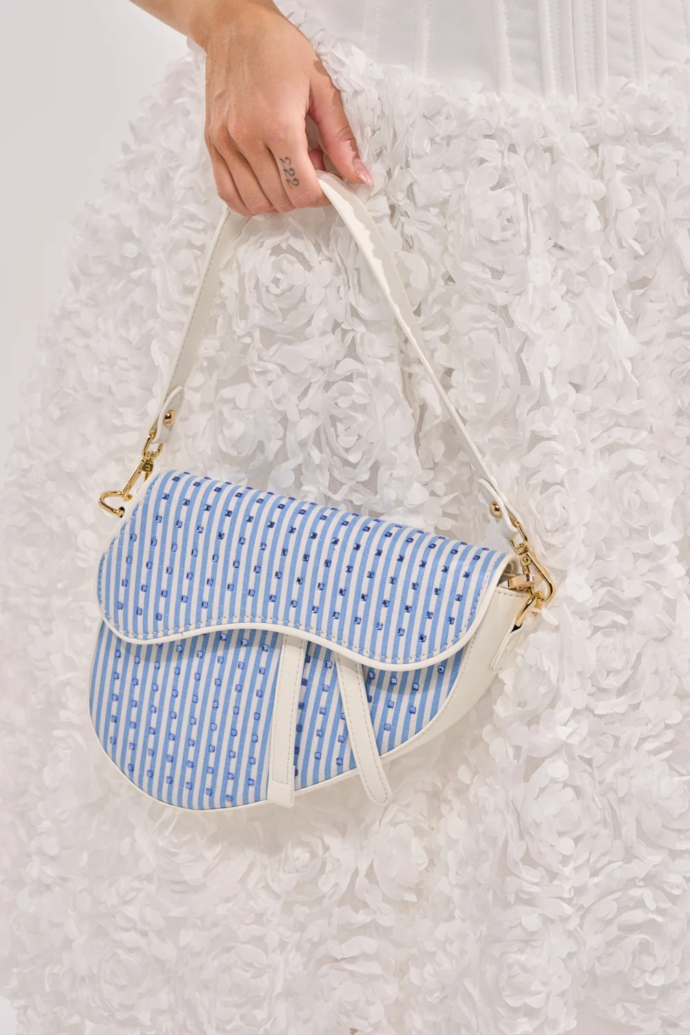 GONE SAILING STRIPE BAG - Akira Store