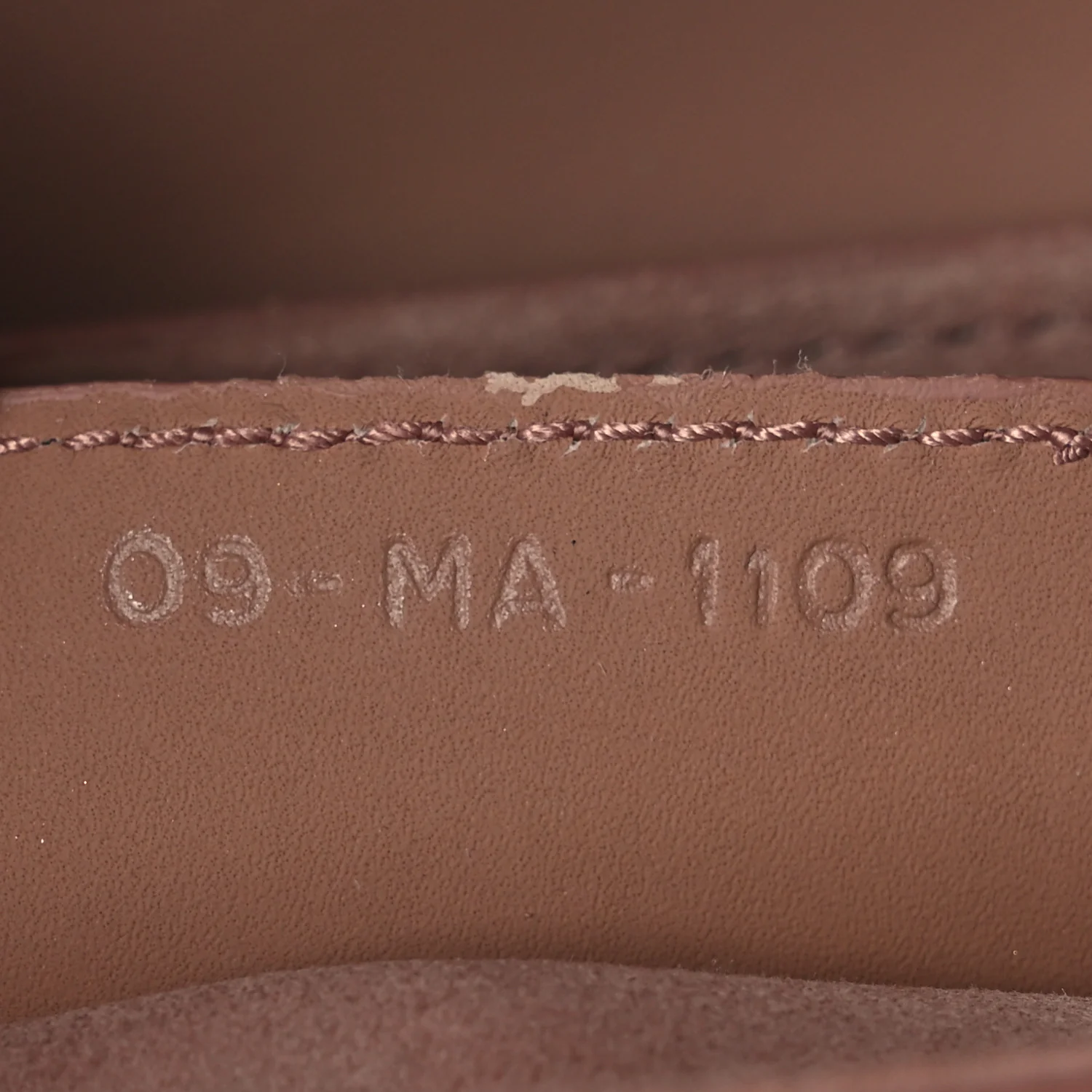 Ultra Matte Calfskin Saddle Bag Fard