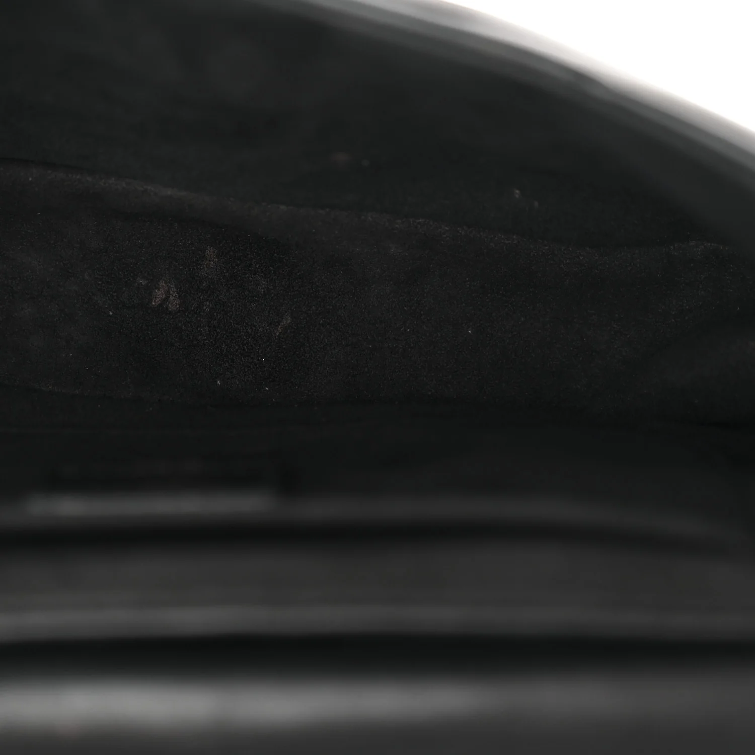 Calfskin New Wave Chain MM Black