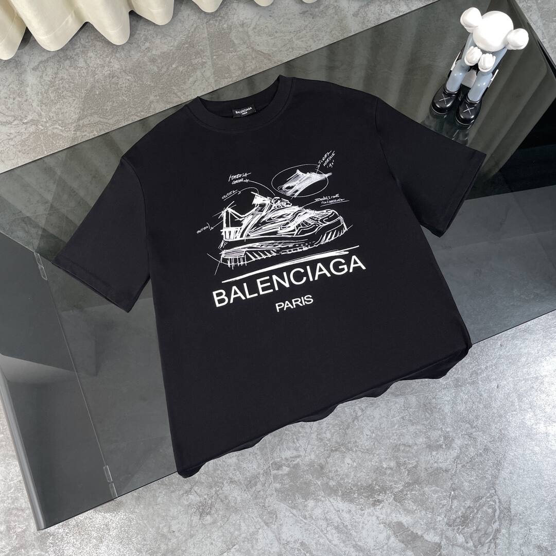 【BALENCIAGA】（バレンシアガ ）半袖 男女兼用半袖Tシャツ