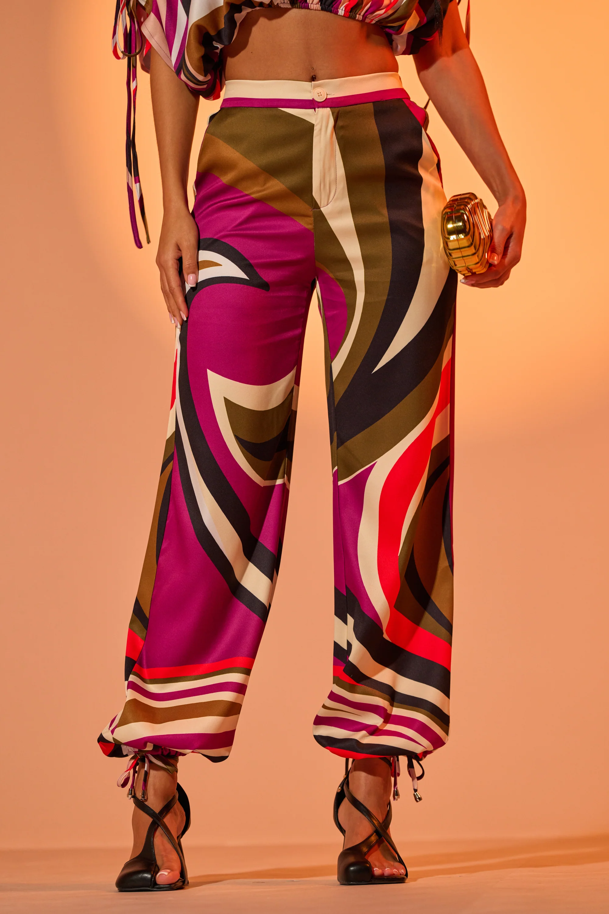 CRAZY IN LOVE TROUSER - Akira Store