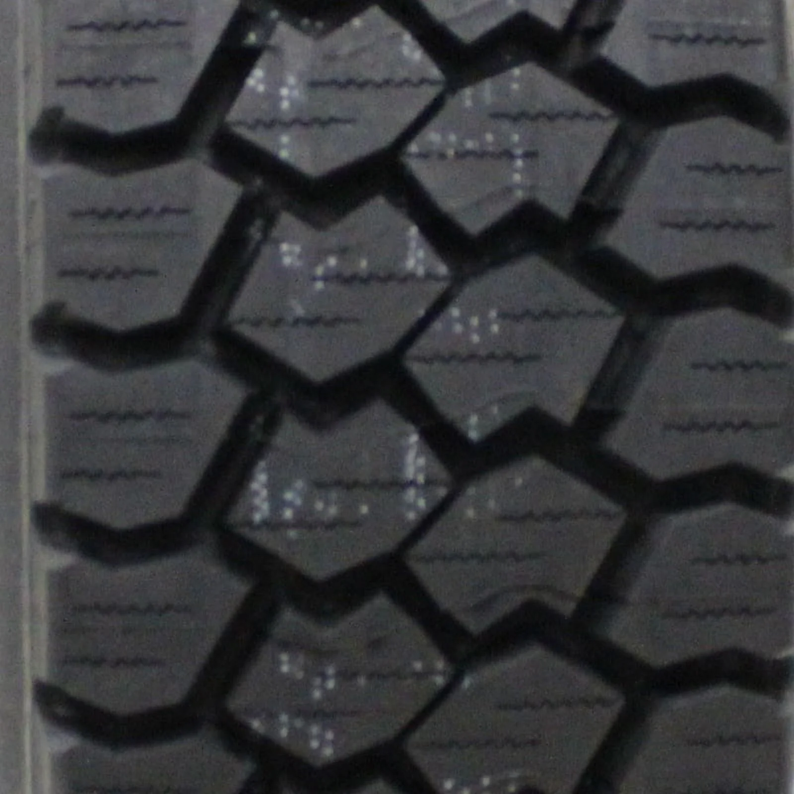 Goodyear G622 RSD ULT 245/70R19.5 133 L G Commercial Tire