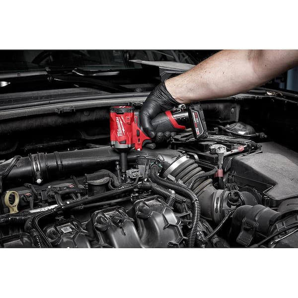 M12 FUEL 12V Brushless Cordless Stubby 3/8 in Impact Wrench Kit with 3/8 in Drive SAE/Metric Socket Set (43 Piece) Image 10