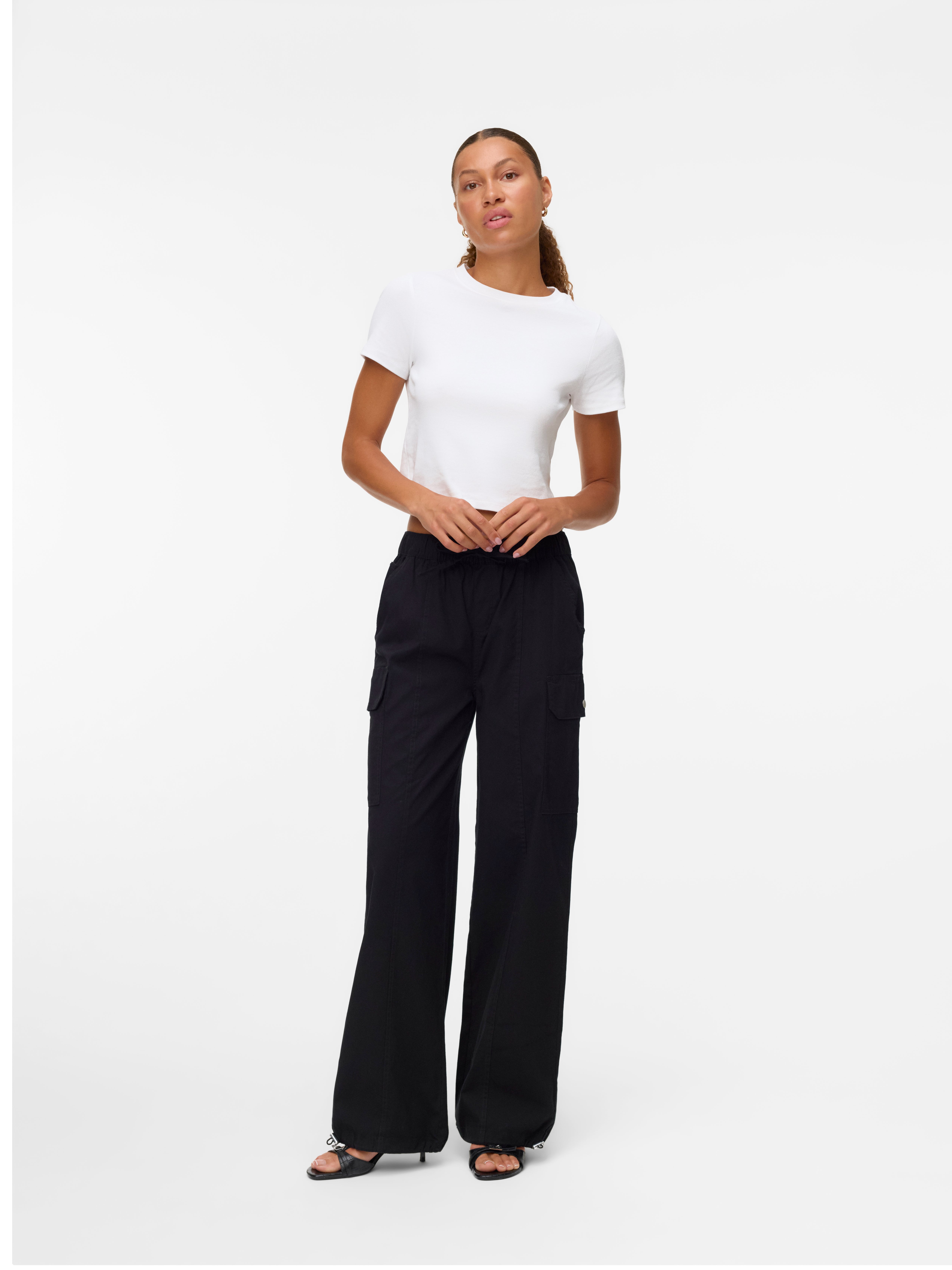 VERO MODA® VMKARLIE Mid waist Cargo Trousers