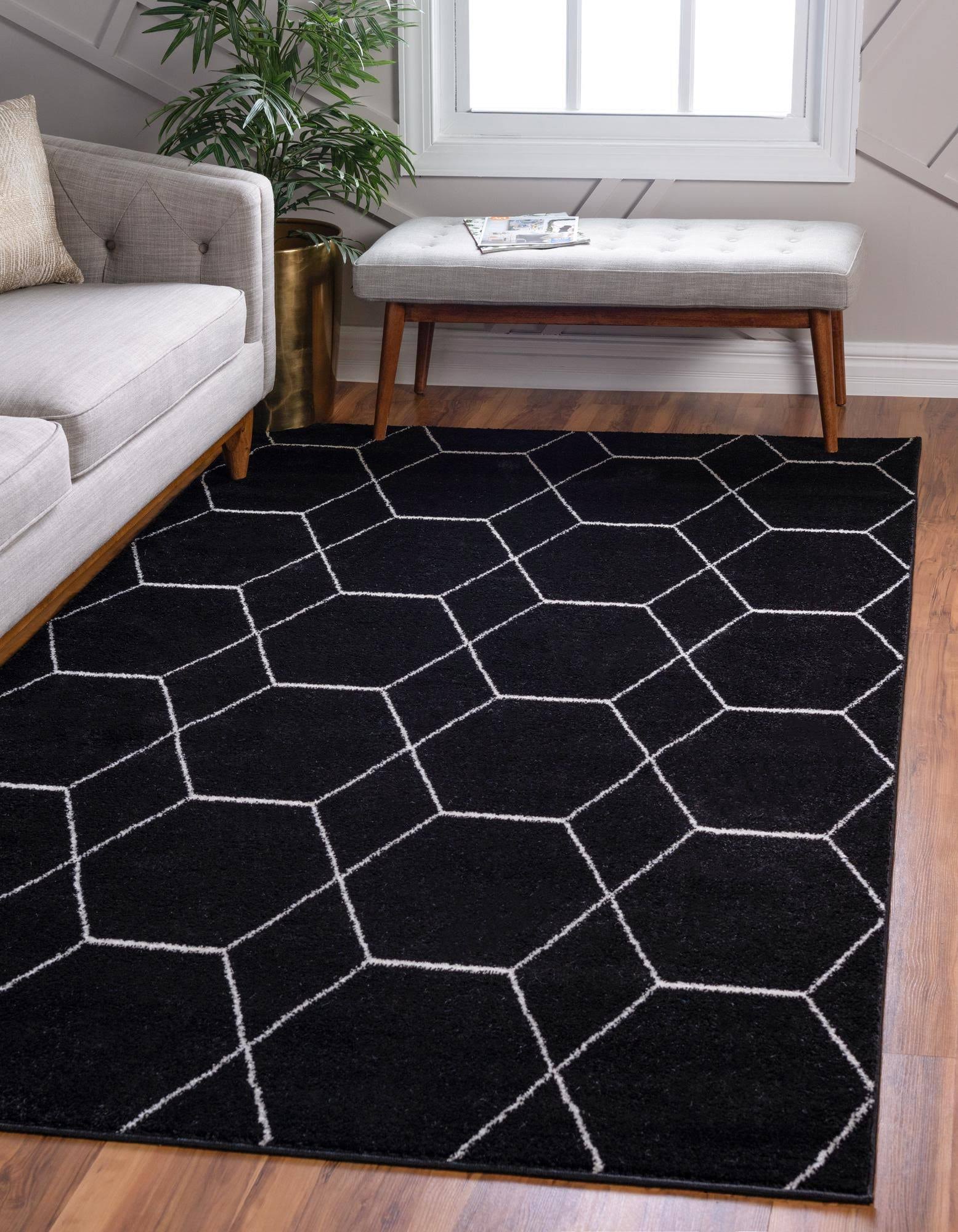 Unique Loom Geometric Trellis Frieze Area Rug (4' 0 x 6' 0 - Black)