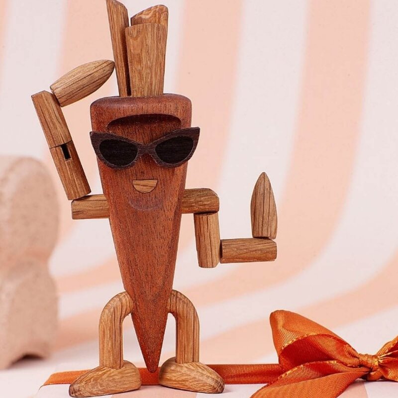Woodies Camille Carrot trefigur 13 cm eik