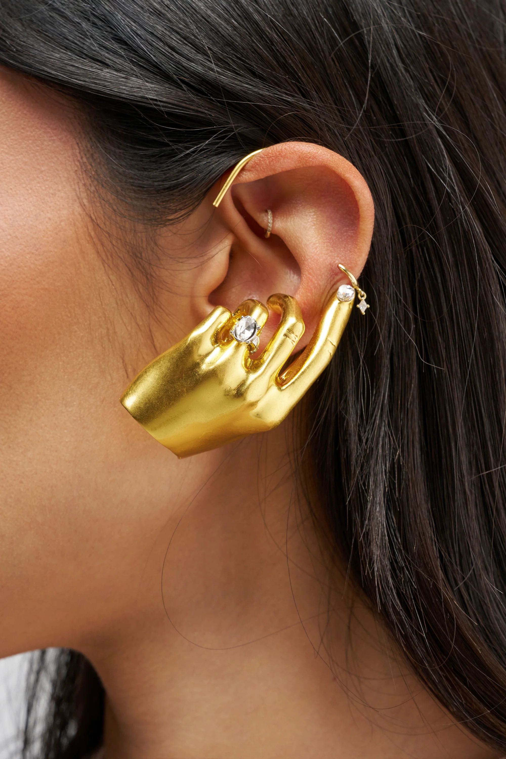 FIRST CHOICE STATEMENT EARRING CUFF IN GOLD - Akira Store