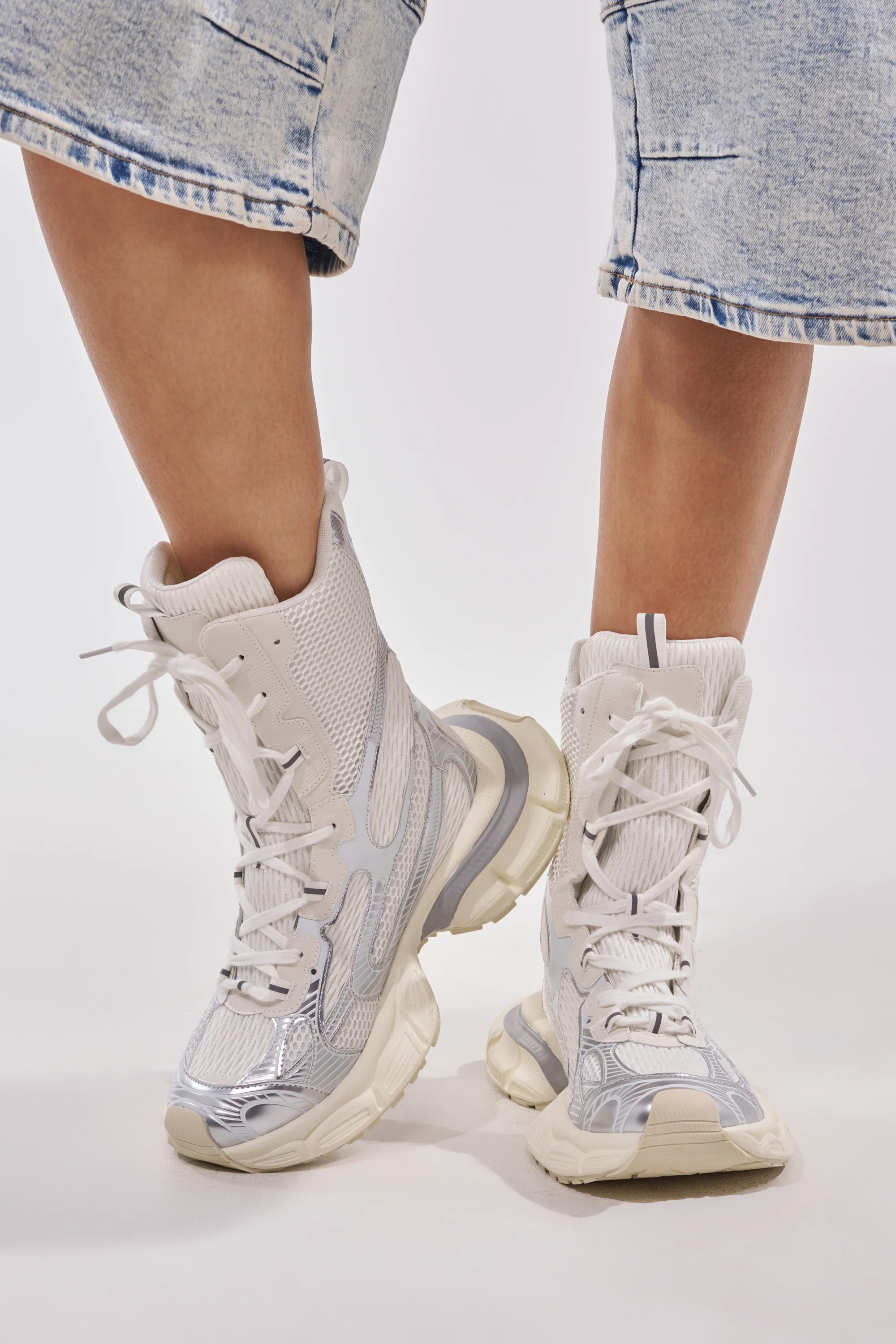 AZALEA WANG YVONNE WHITE LACE UP SNEAKER - Akira Store