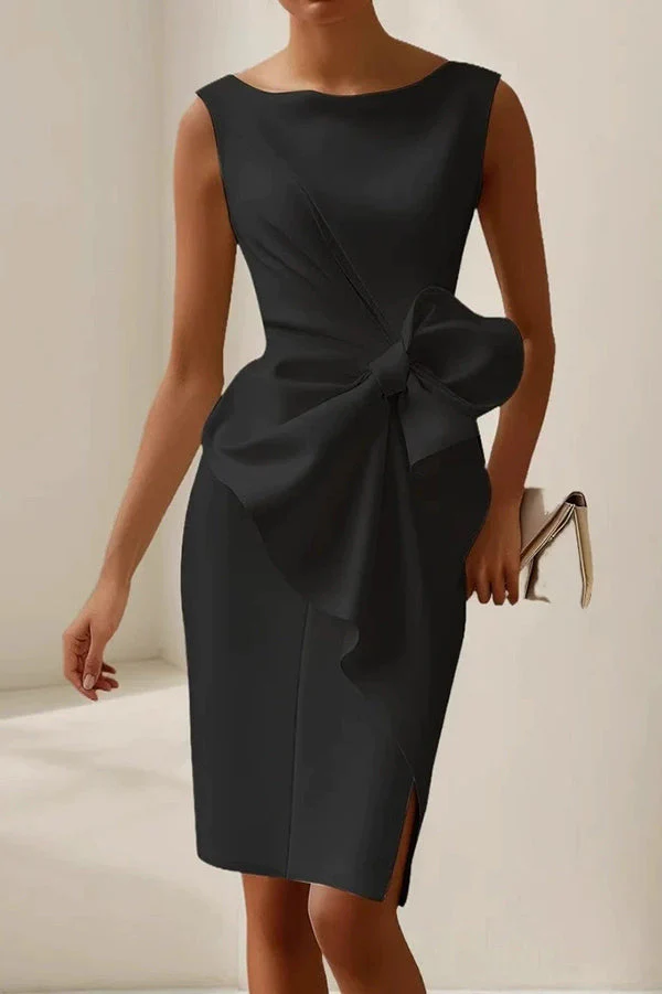 Robe courte sans manches à col rond avec détail nœud