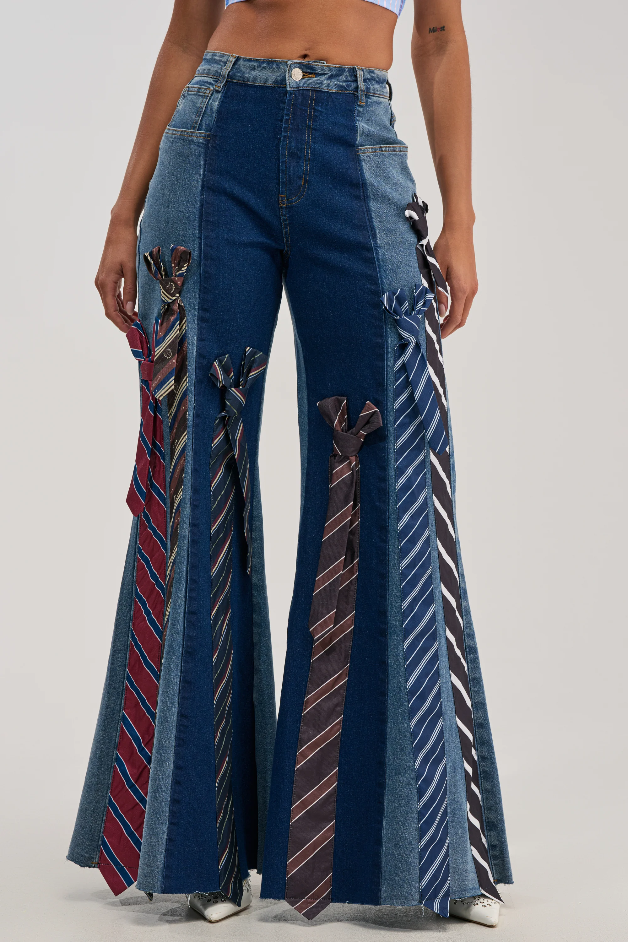 TIED TO YOU RELAXED DENIM - Akira Store