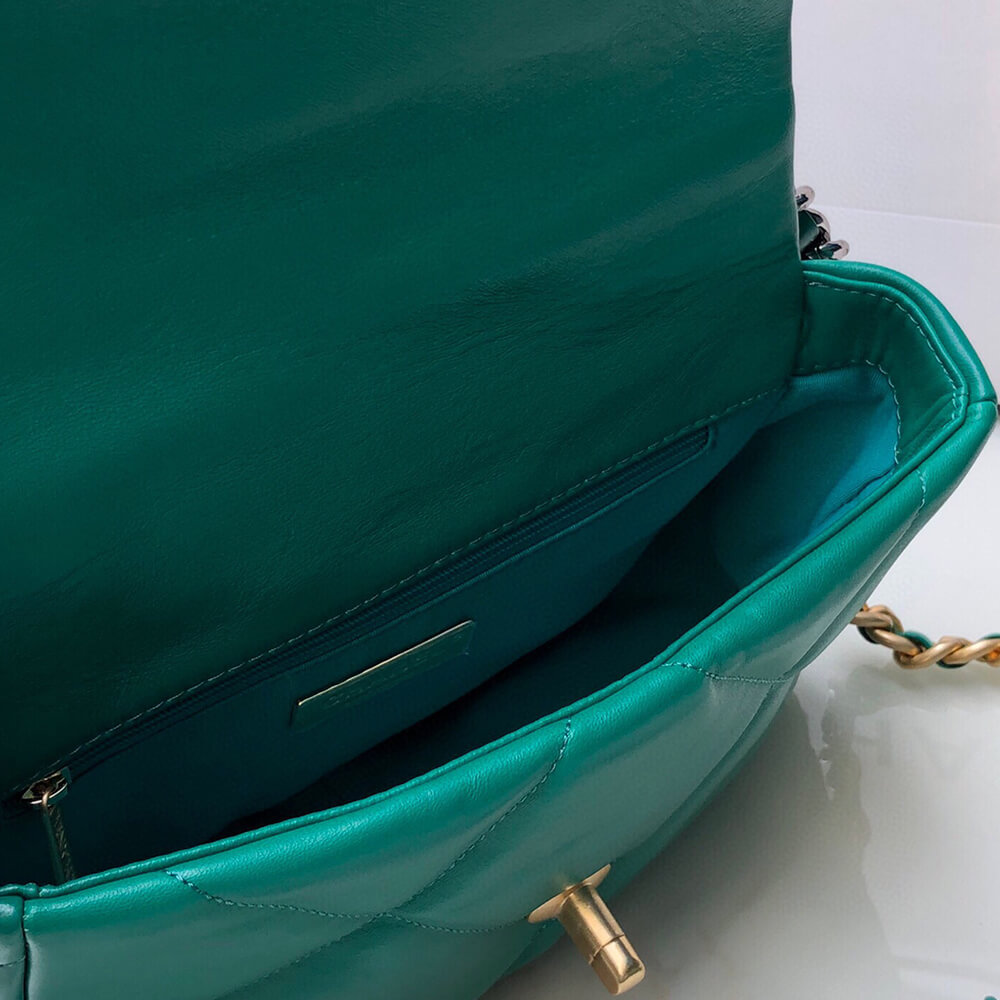 CHANEL 19 Handbag