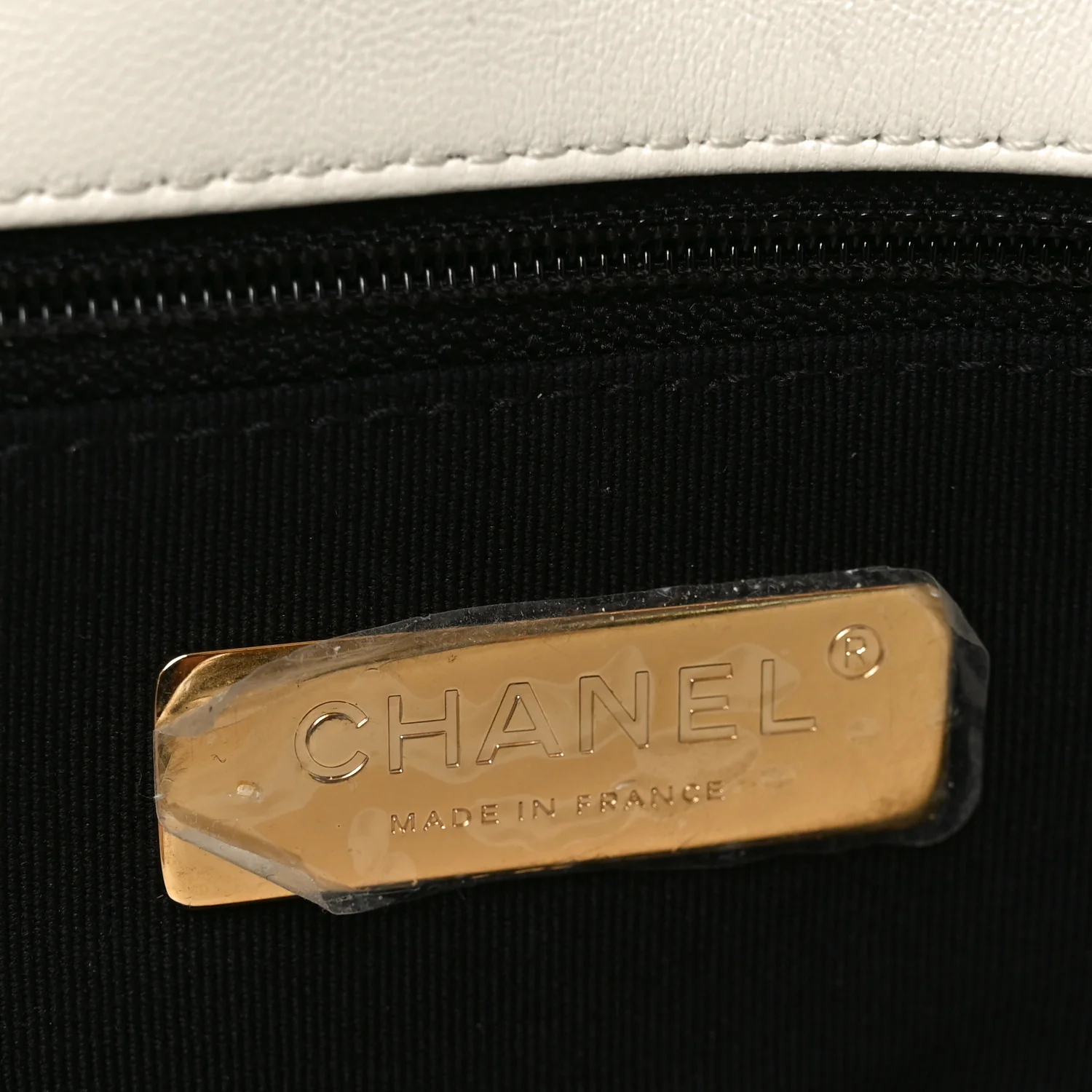 Quilted Large Chanel 19 Flap White
