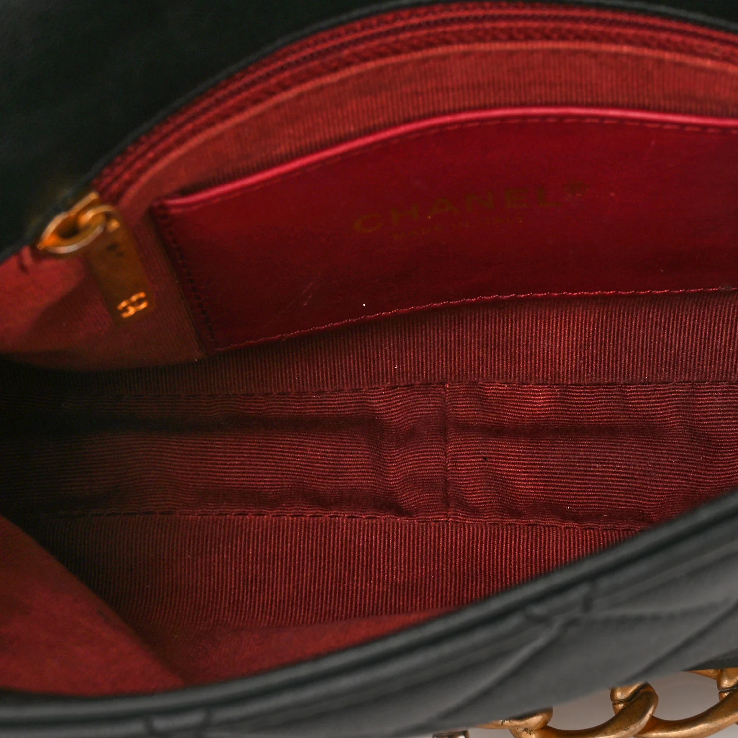 Lambskin Quilted Chain Flap Black