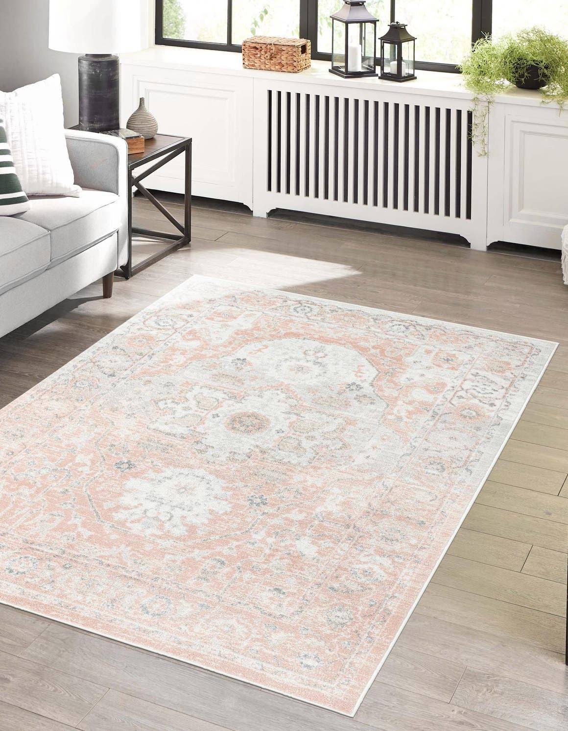Rugs.com Madeline Vintage Collection Rug 5' x 8' Rose Pink Medium-Pile Rug per