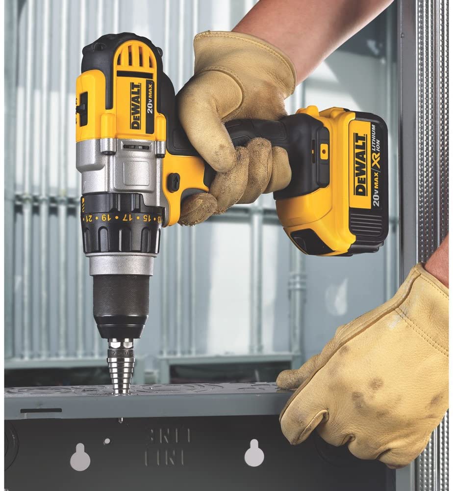 PERCEUSE-VISSEUSE DEWALT 20V MAX, 3 VITESSES, KIT PREMIUM 4.0AH (DCD980M2)