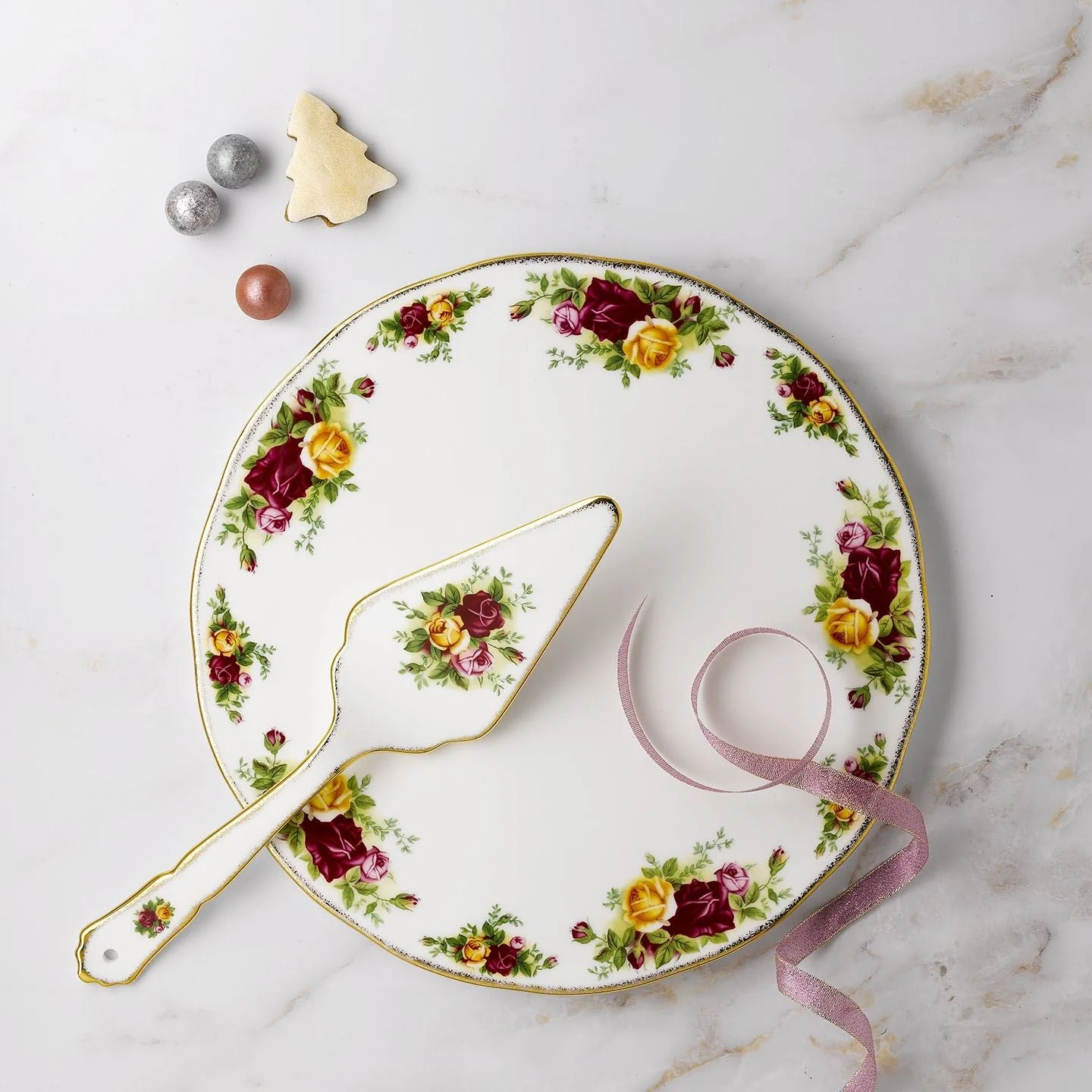 Royal Albert Old Country Roses Tea Cake Plate and Server