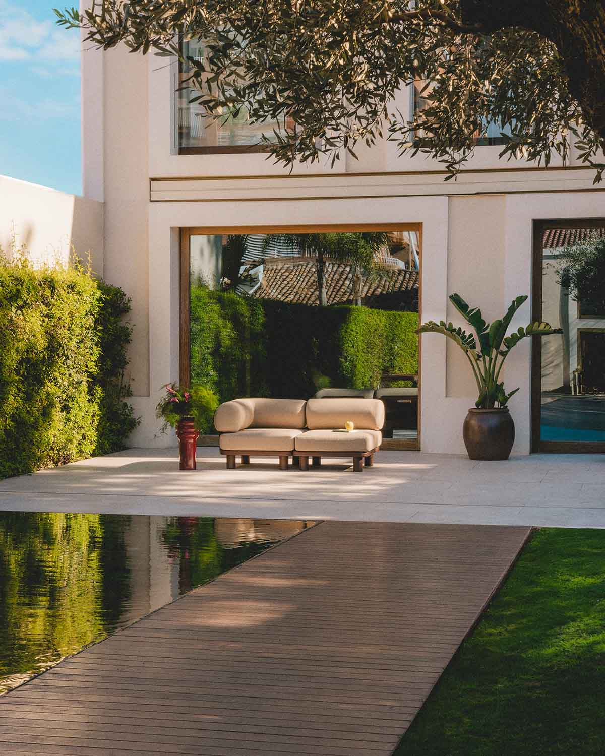 Lantana - Sofá Modular de Jardín 2 Piezas con Módulo Esquinero y Módulo Central de Aluminio y Tela Lantana