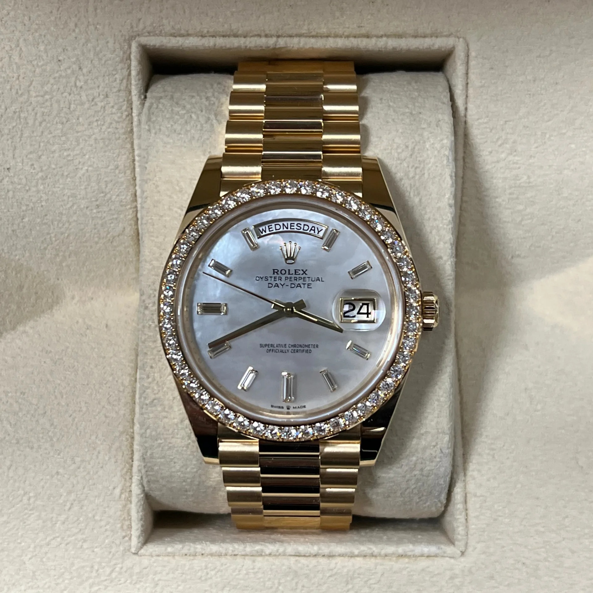[Super Clone]RLX Day-Date 40mm White Mother-of-Pearl Dial President Watch 228348RBR-0046